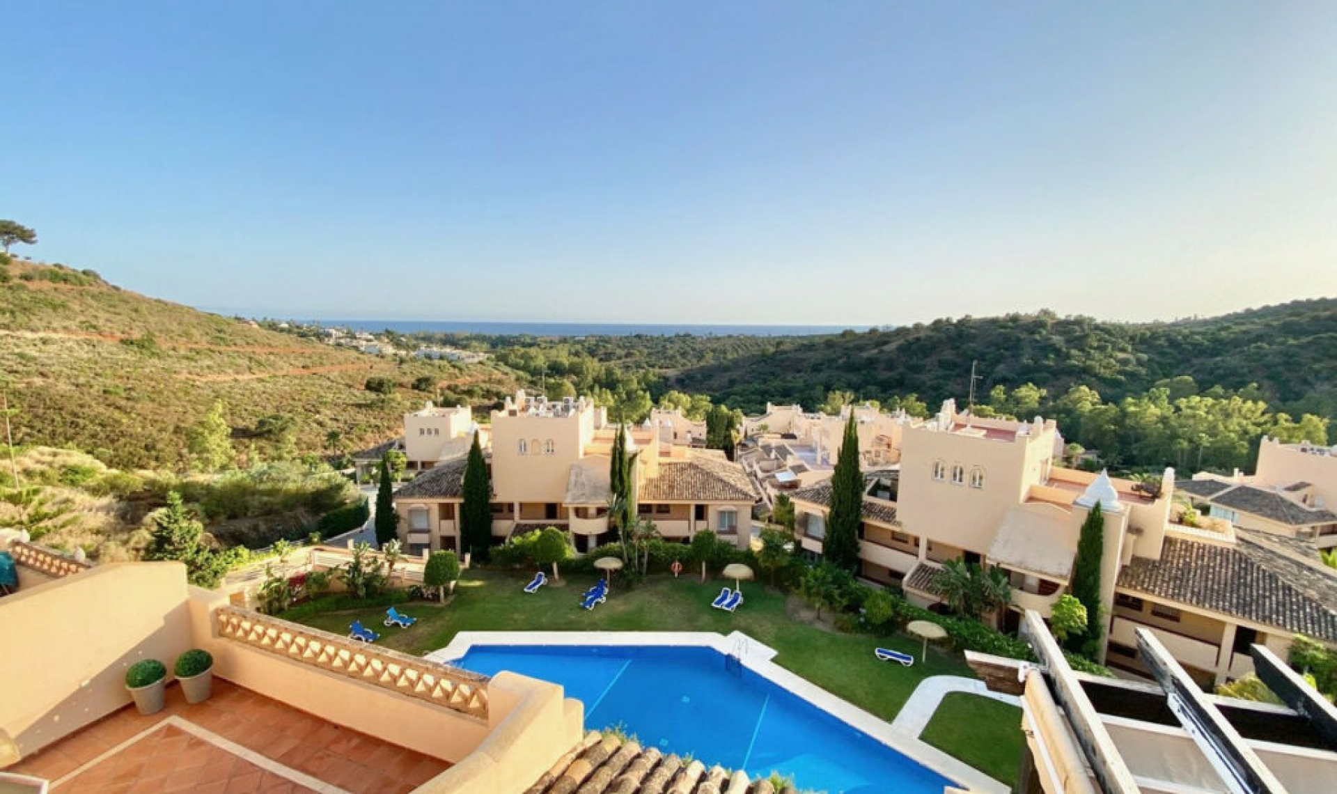 Resale - Apartment -
Elviria