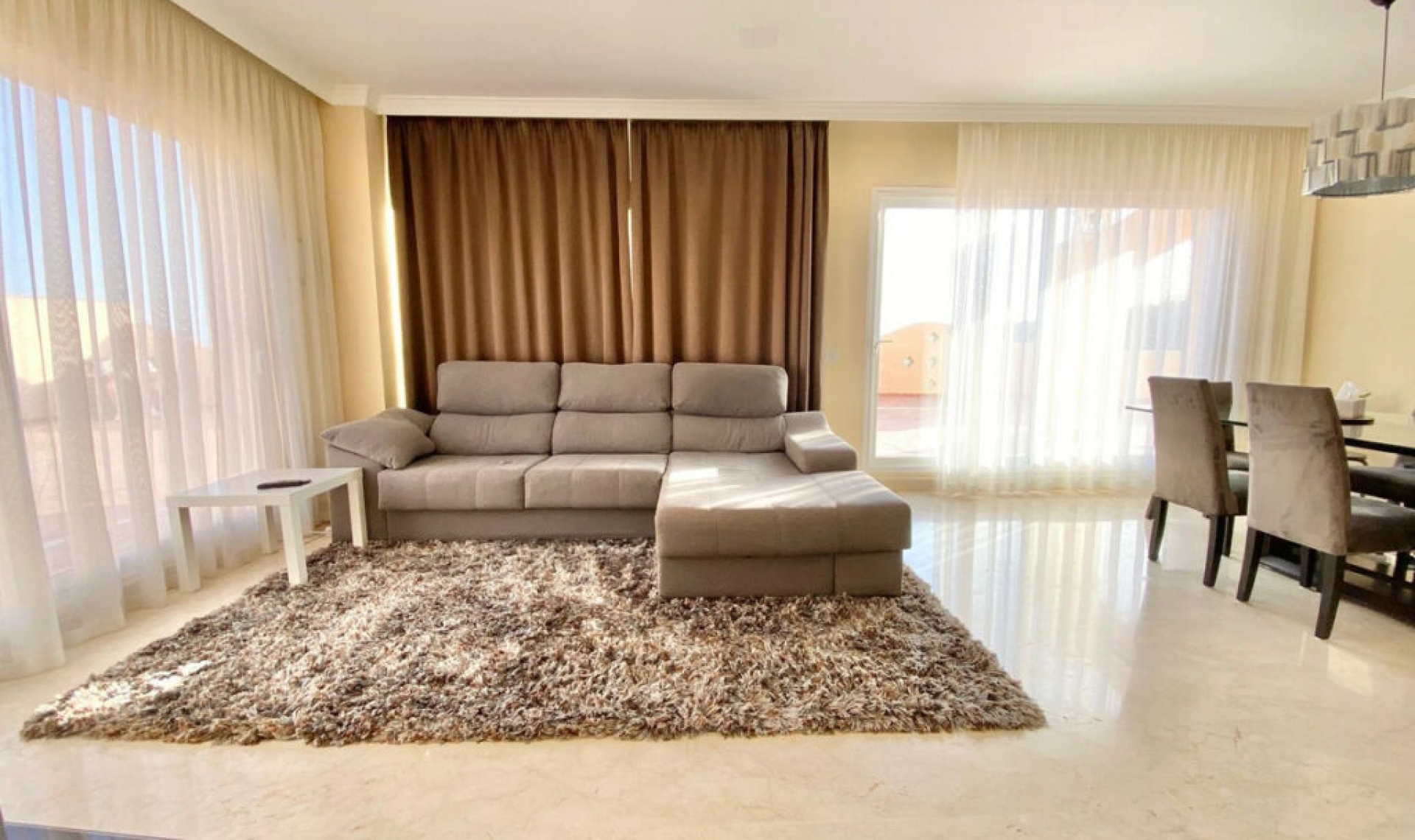 Resale - Apartment -
Elviria