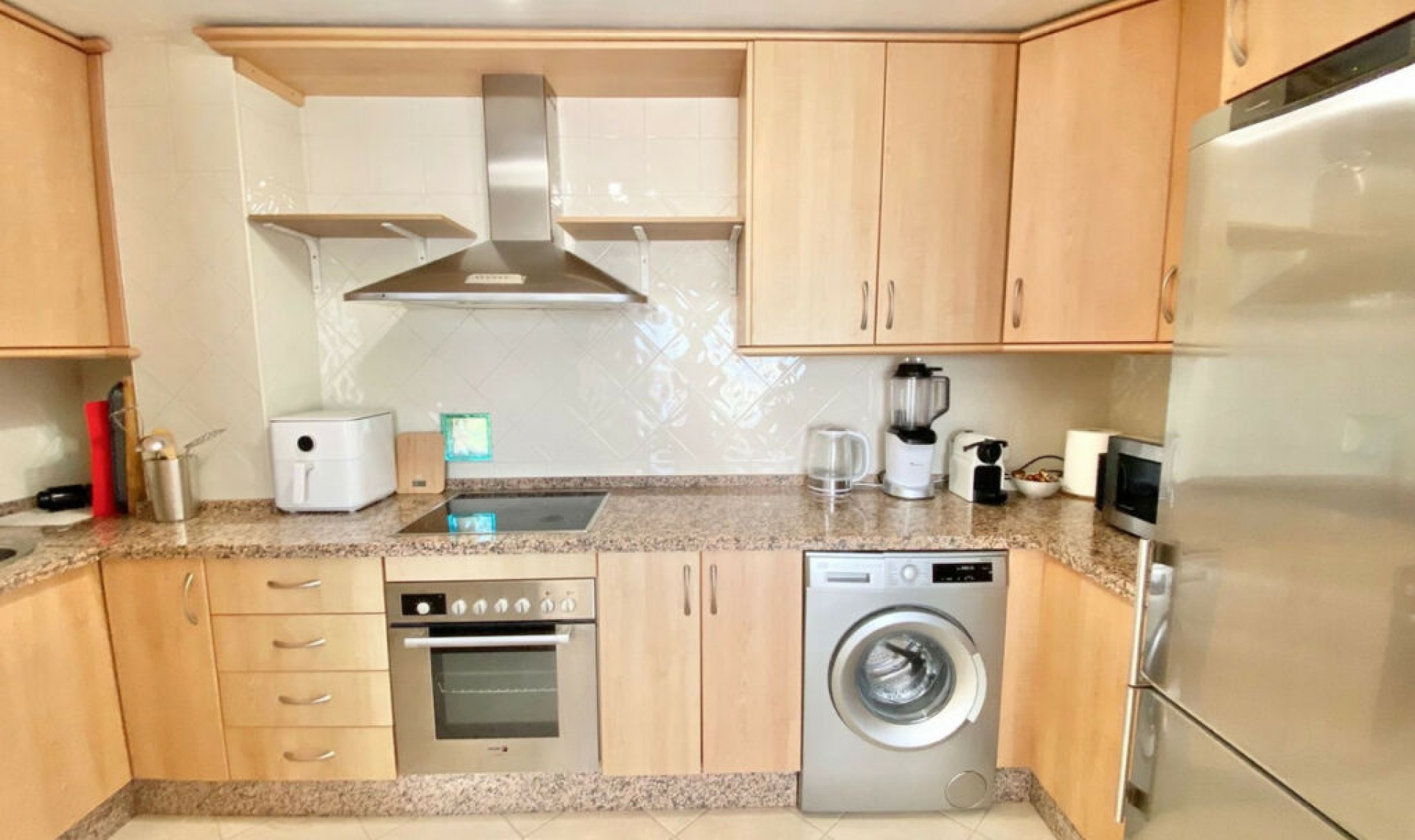 Resale - Apartment -
Elviria