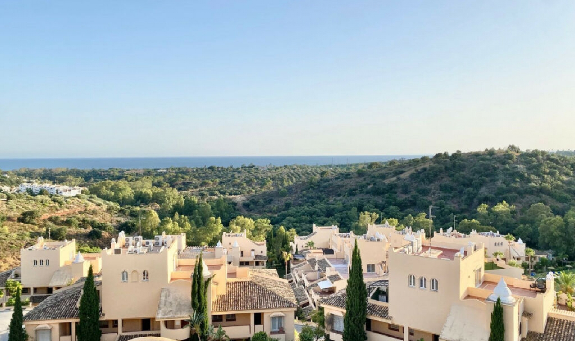 Resale - Apartment -
Elviria