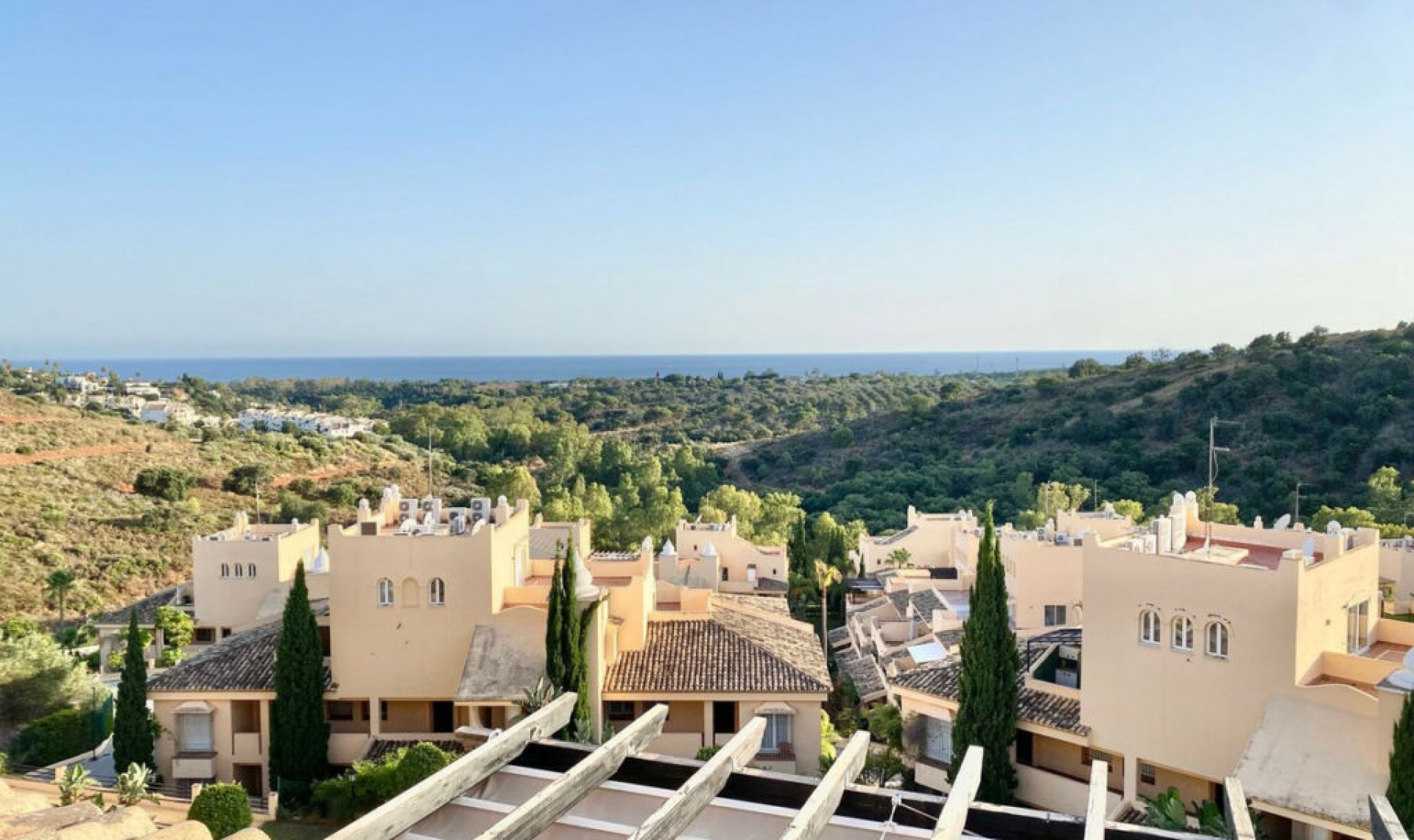 Resale - Apartment -
Elviria