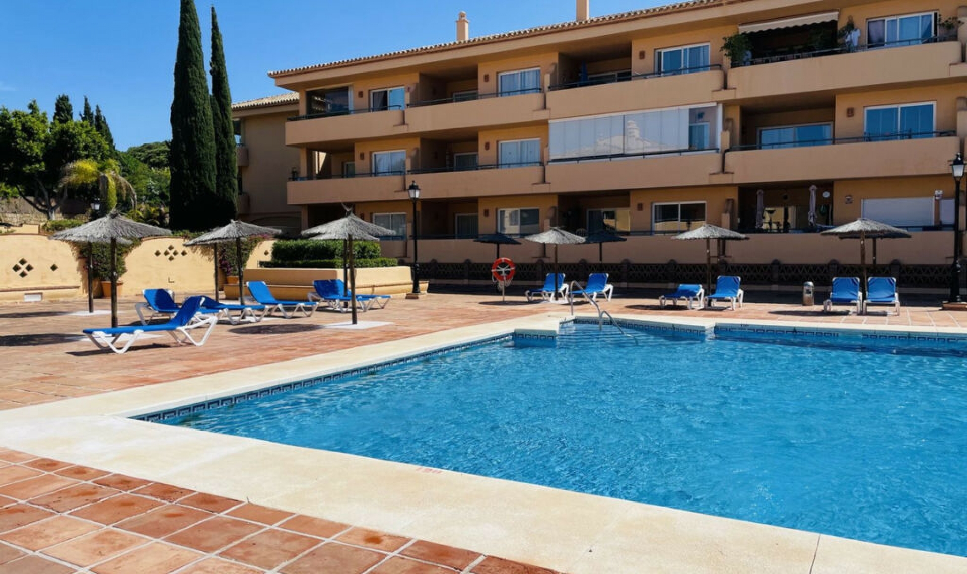Resale - Apartment -
Elviria