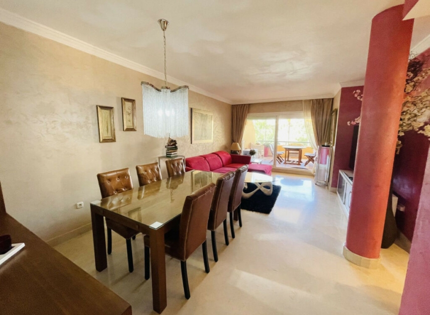 Resale - Apartment -
Elviria