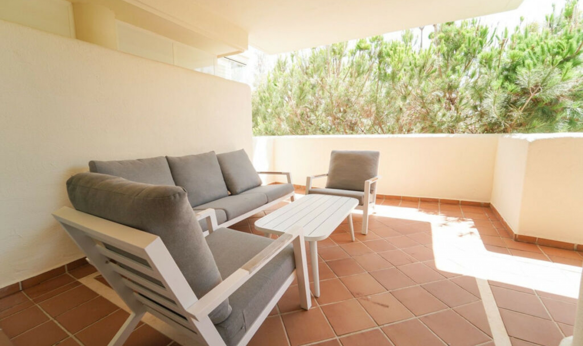Resale - Apartment -
Elviria