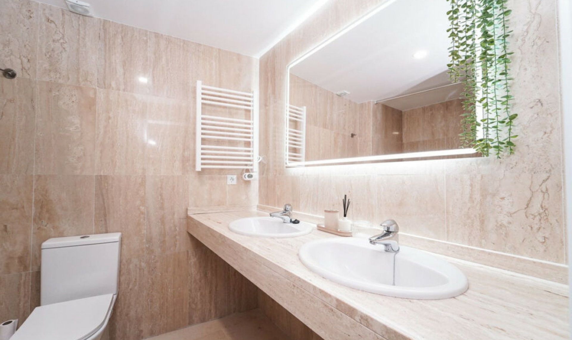 Resale - Apartment -
Elviria