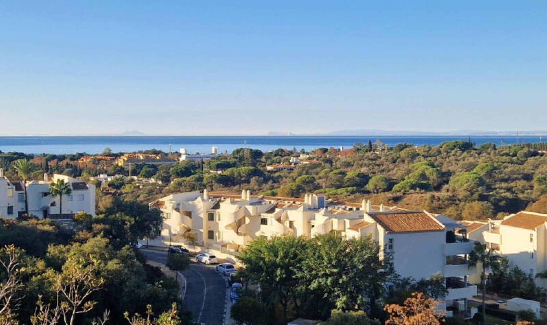 Resale - Apartment -
Elviria