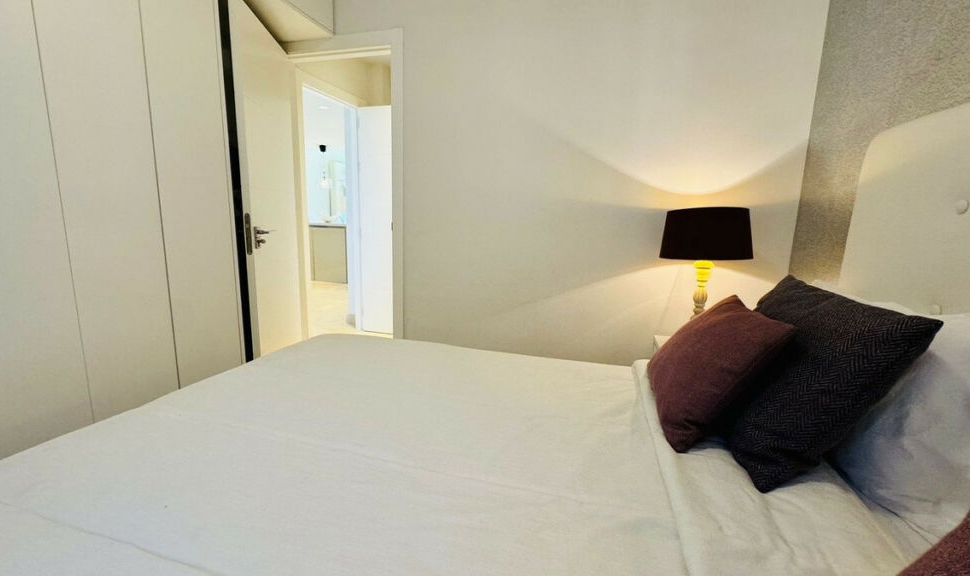 Resale - Apartment -
Elviria