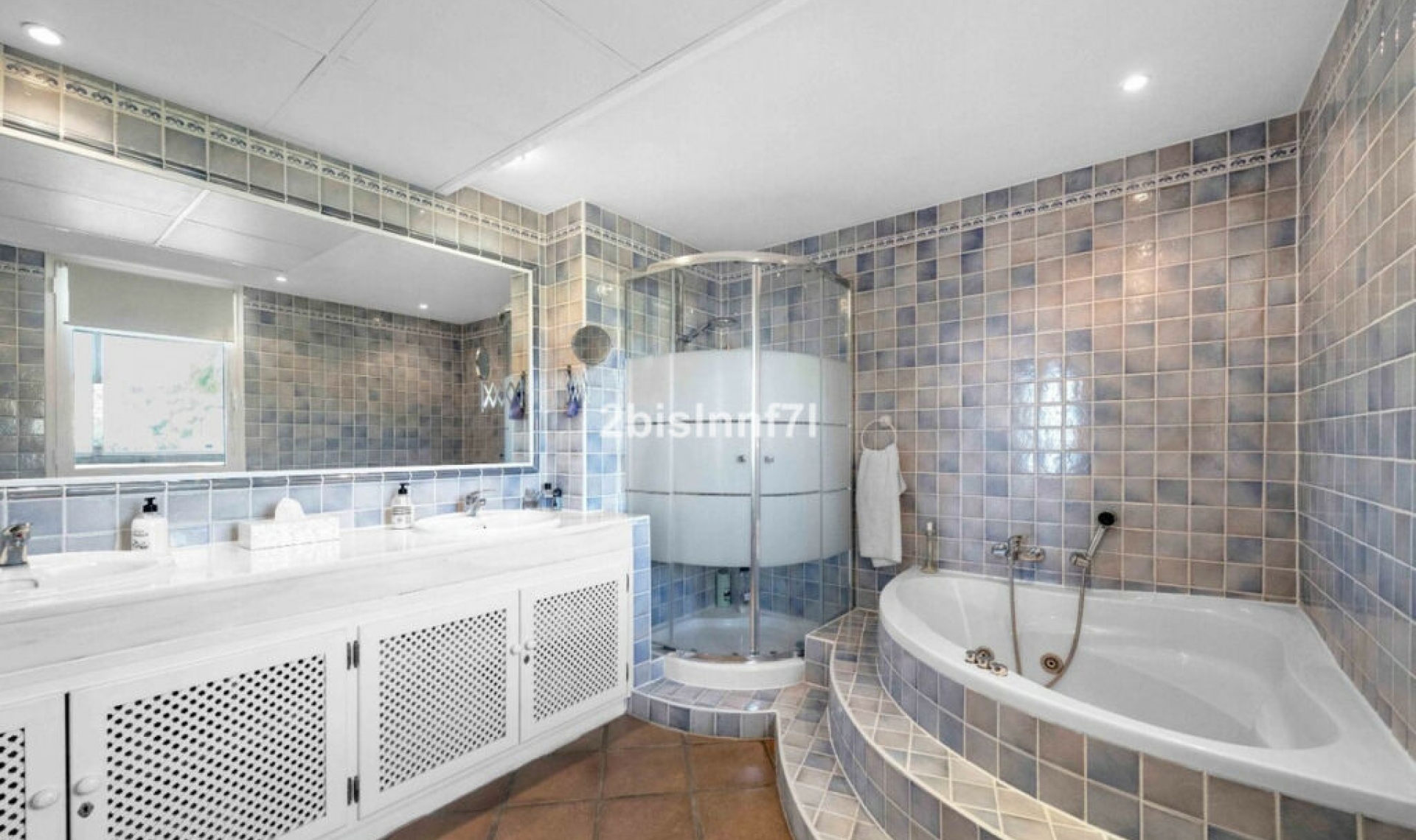 Resale - Apartment -
Elviria