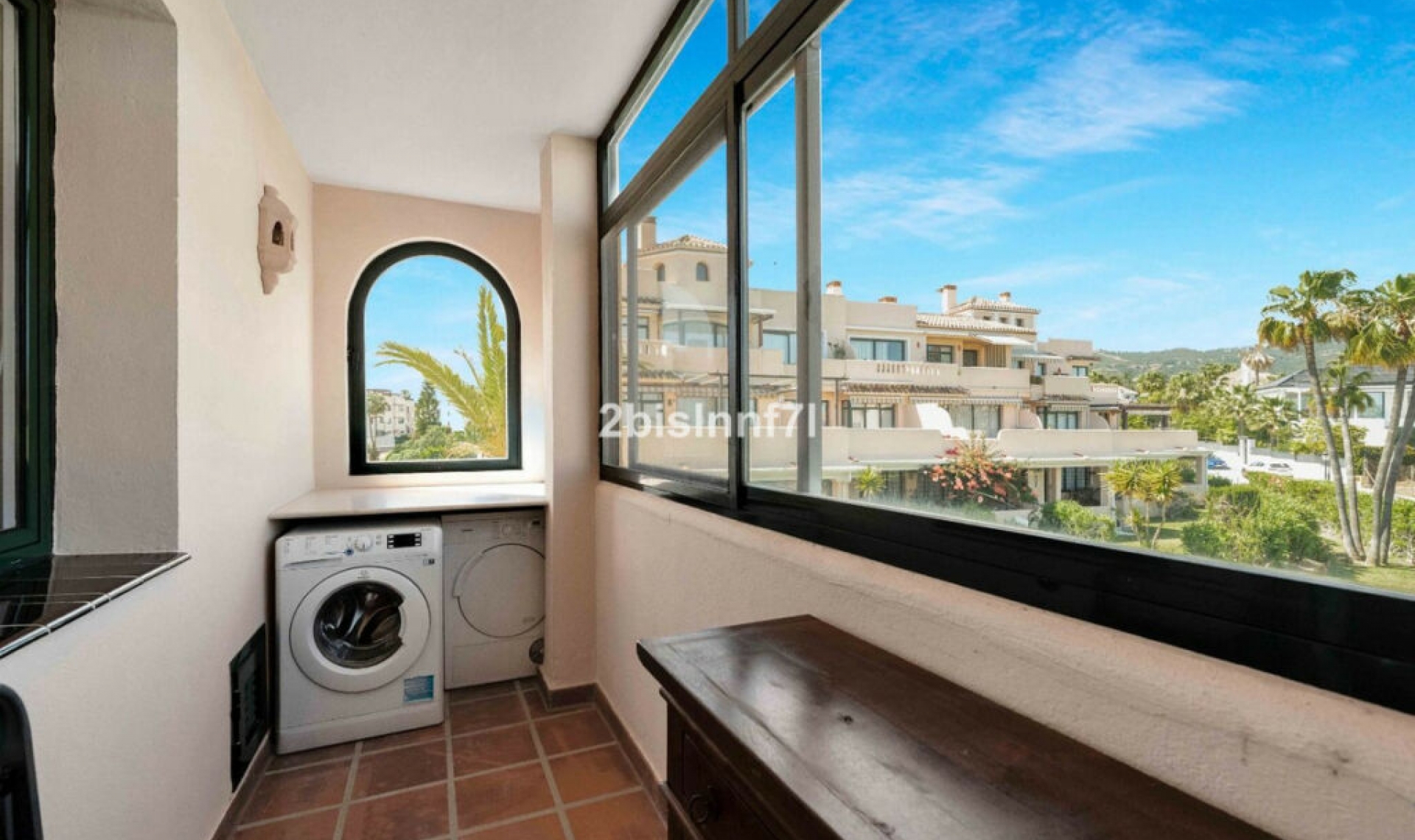 Resale - Apartment -
Elviria