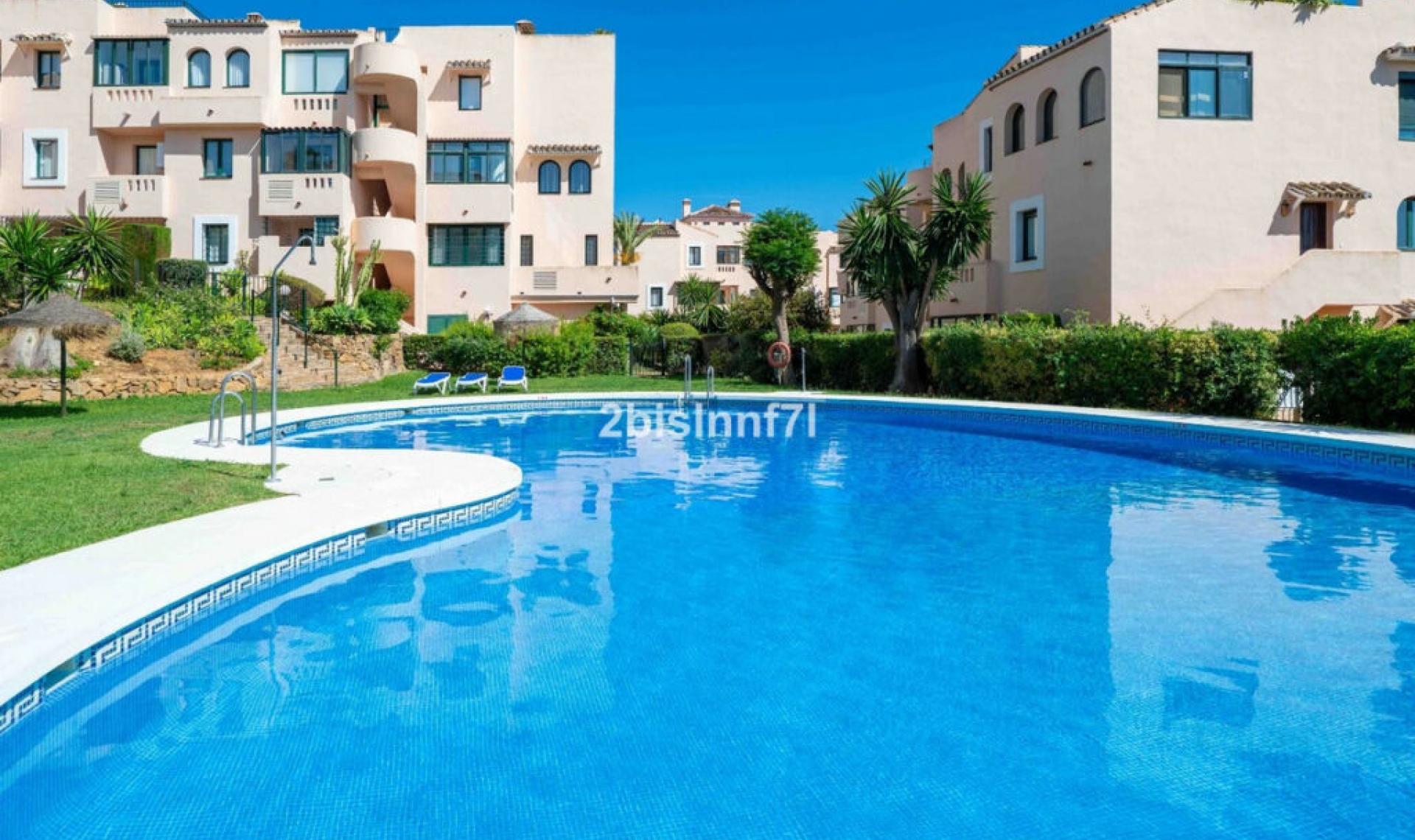 Resale - Apartment -
Elviria