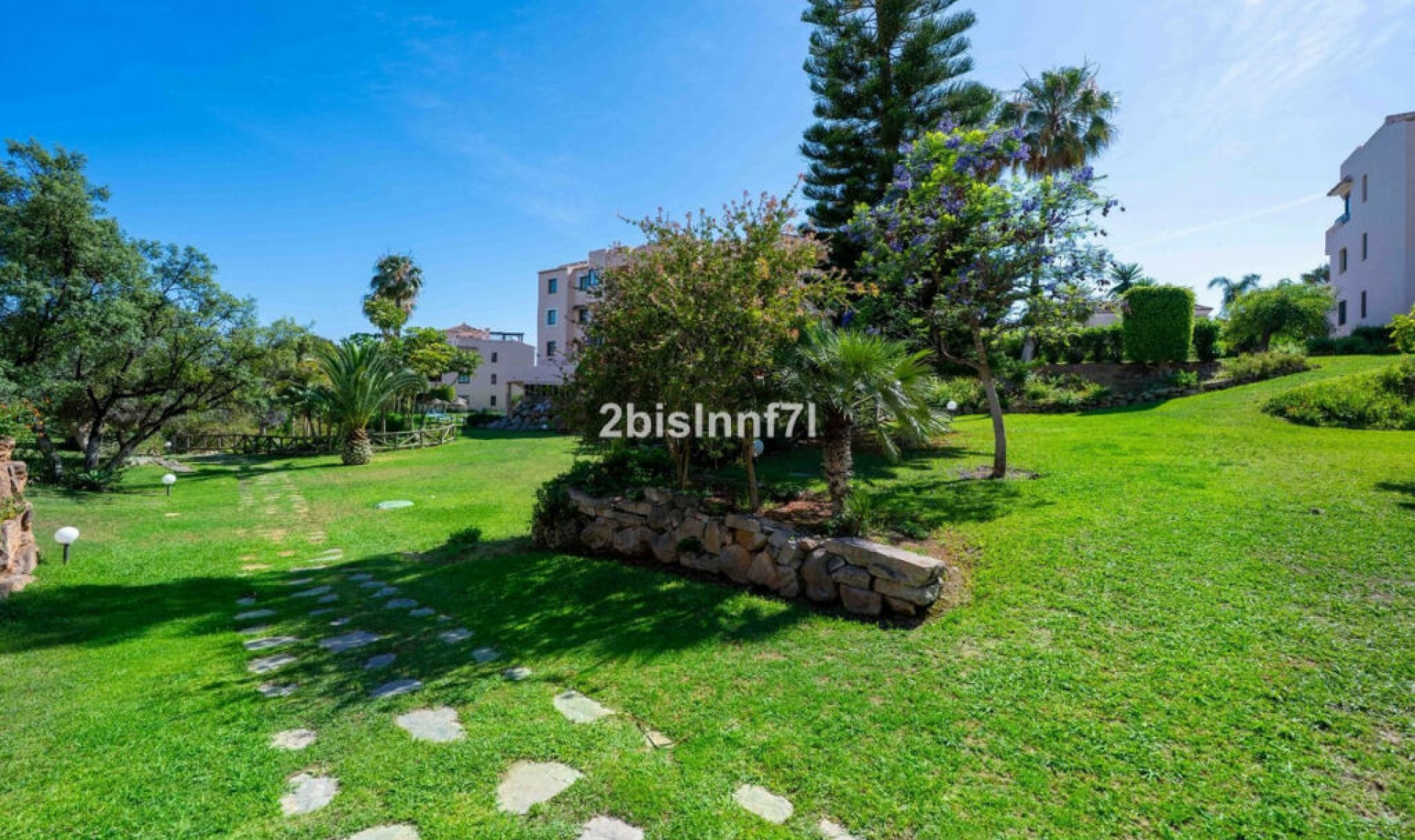 Resale - Apartment -
Elviria