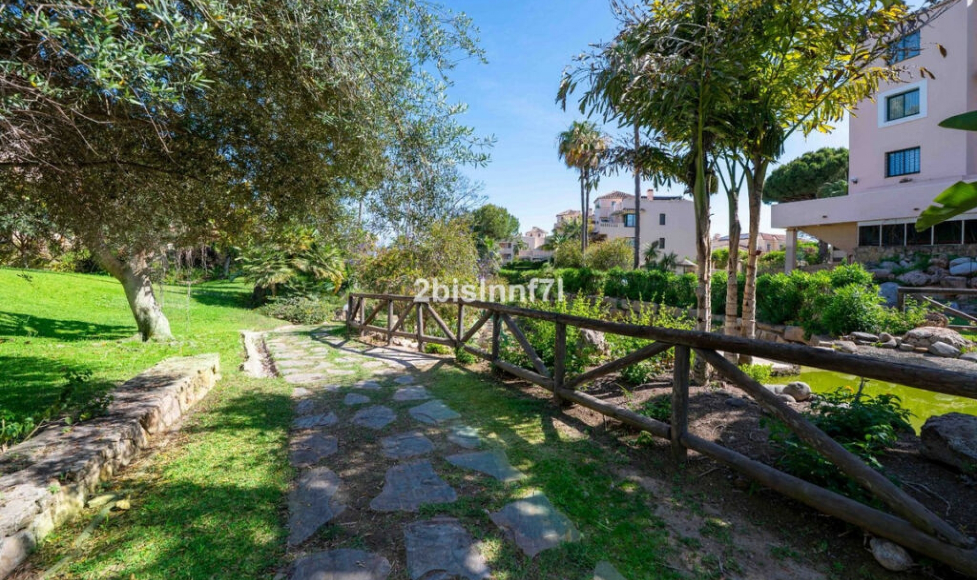 Resale - Apartment -
Elviria