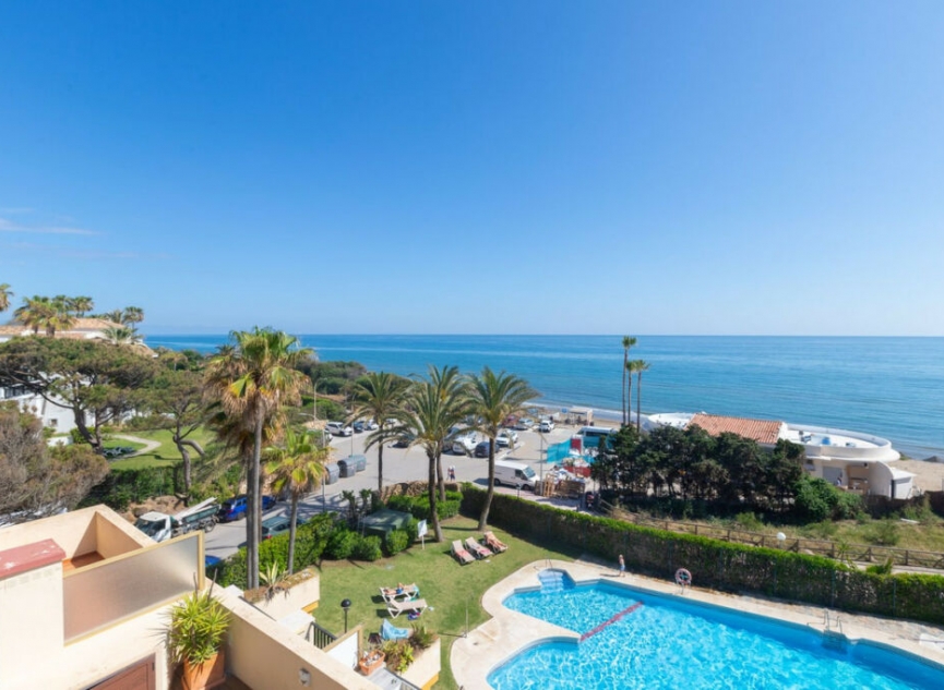 Resale - Apartment -
Elviria