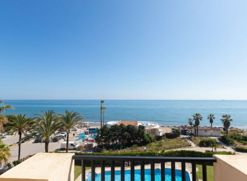 Resale - Apartment -
Elviria