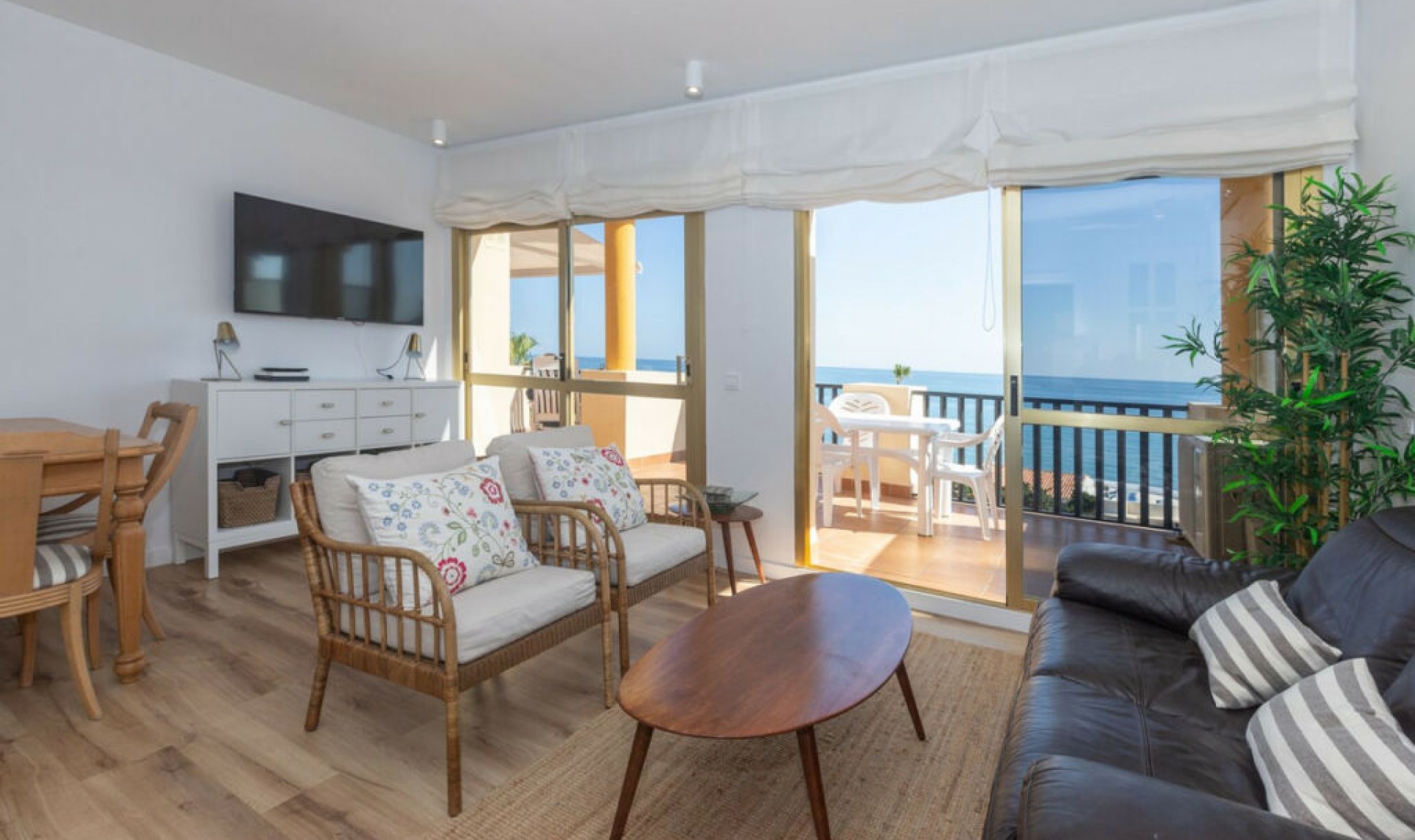 Resale - Apartment -
Elviria