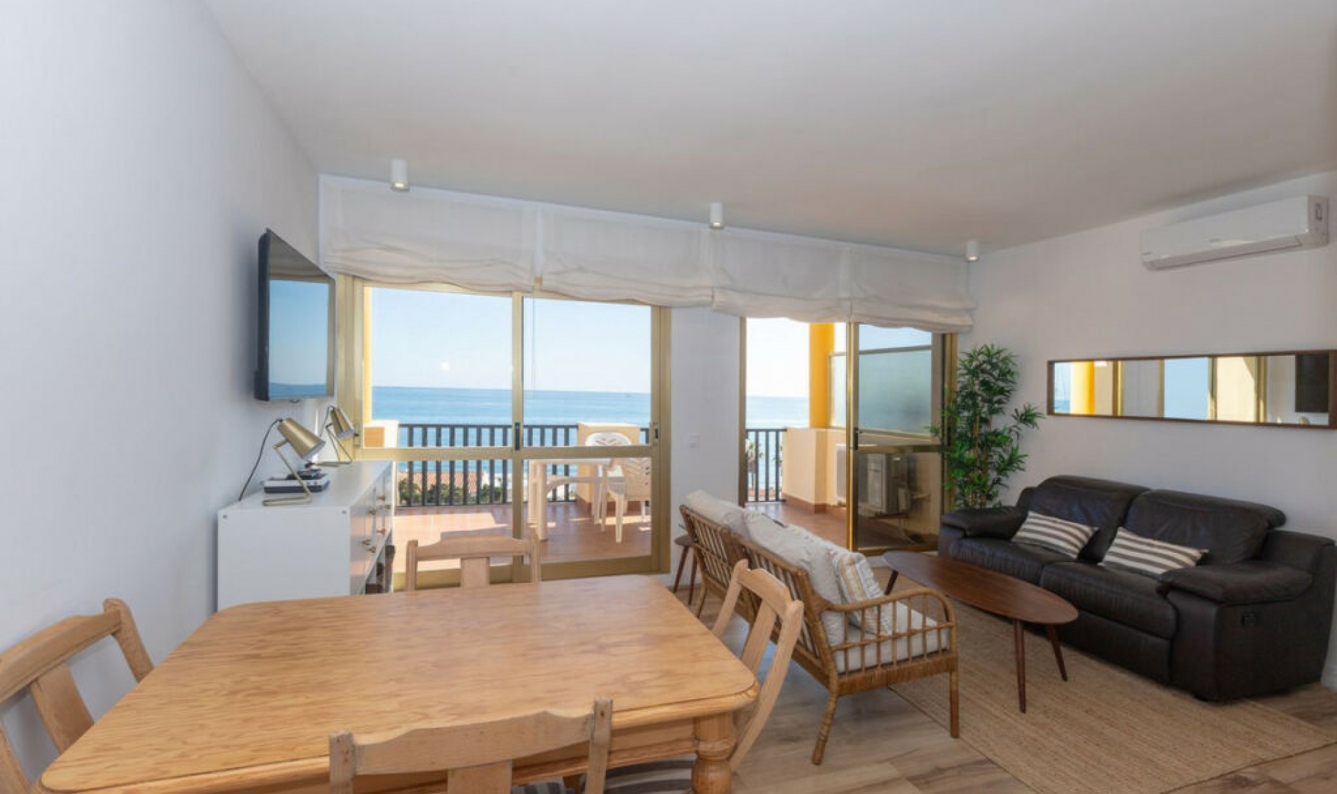 Resale - Apartment -
Elviria