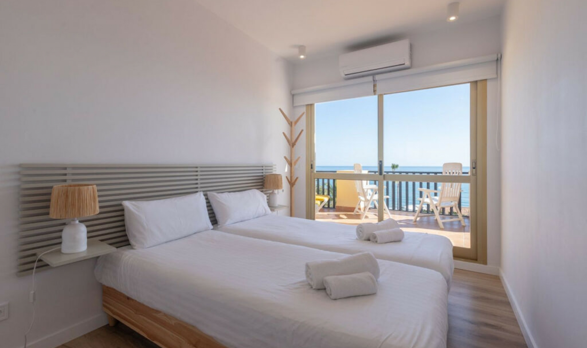 Resale - Apartment -
Elviria