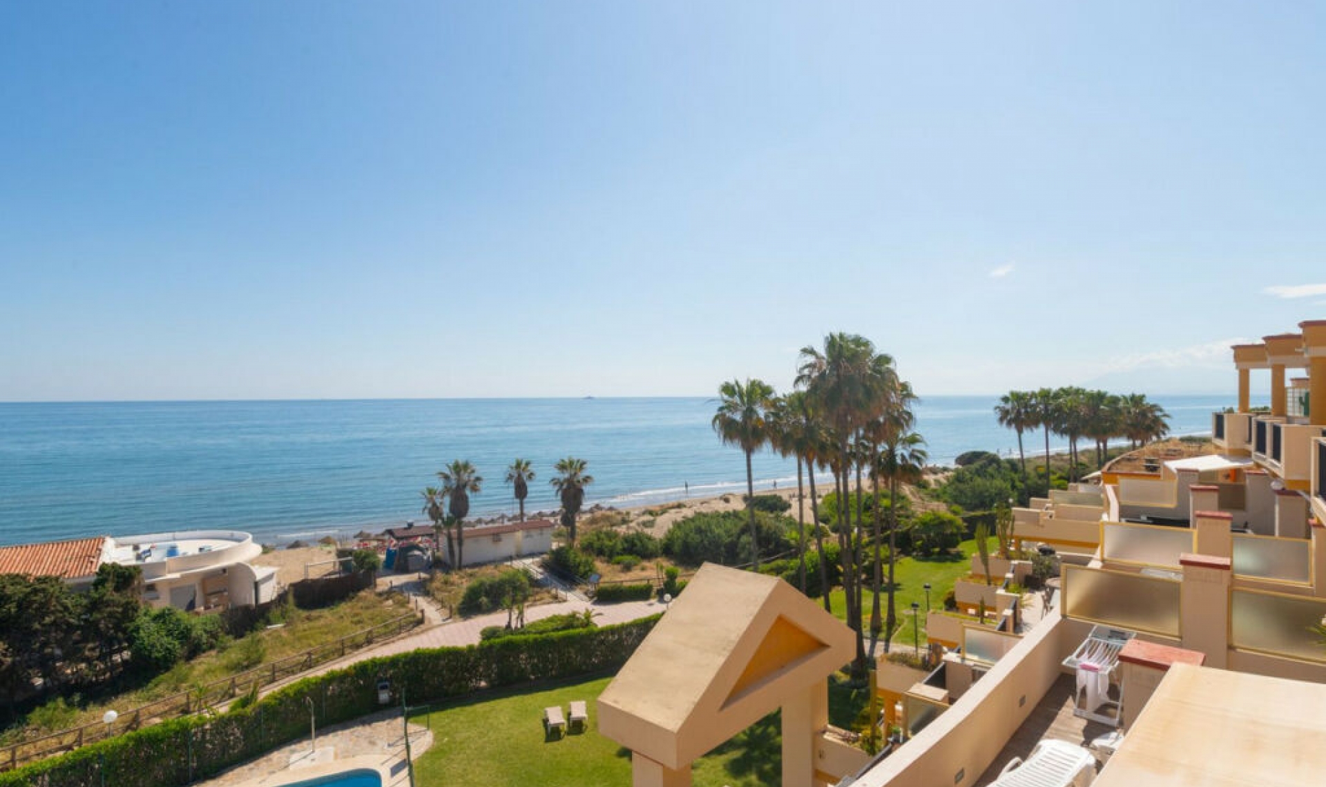 Resale - Apartment -
Elviria