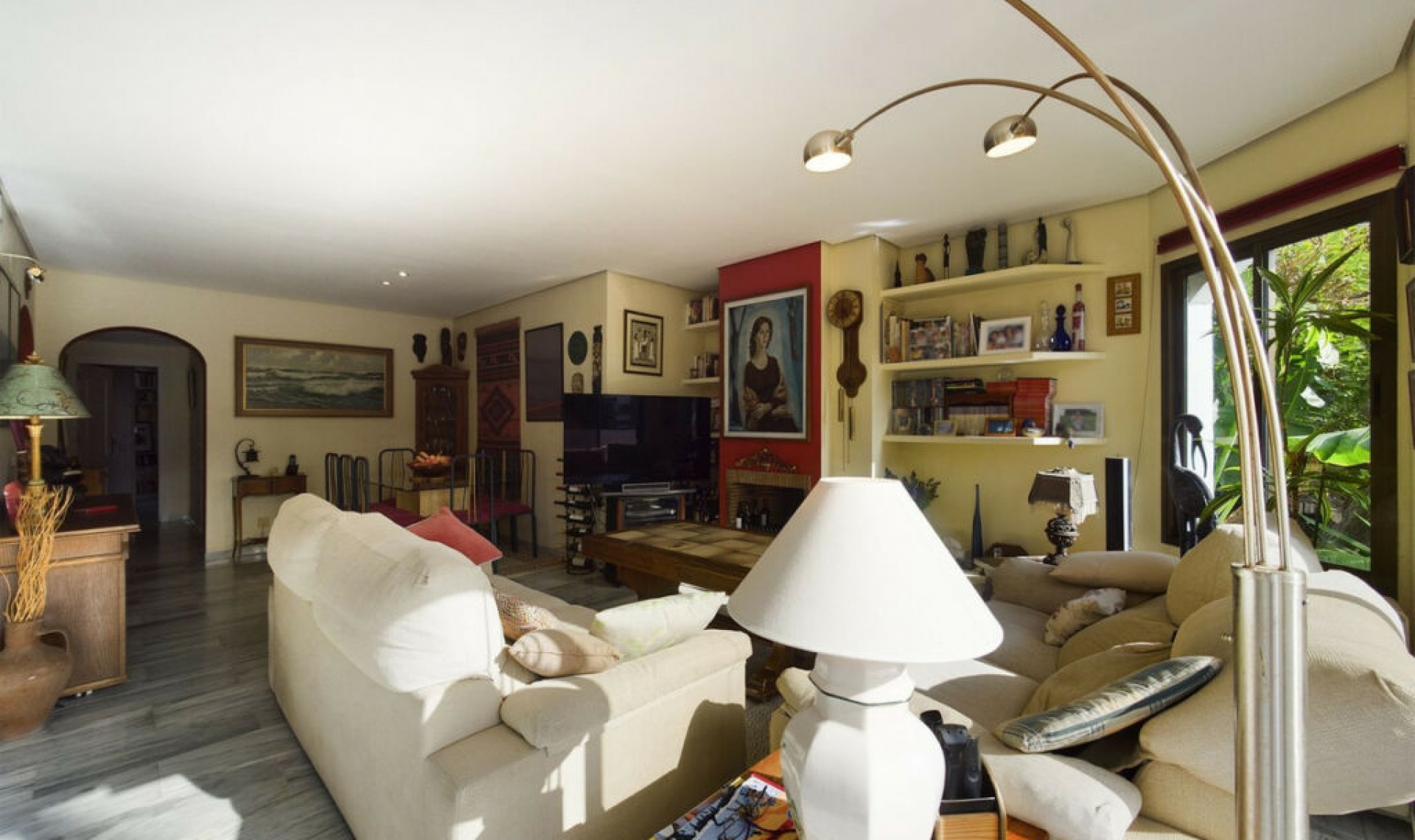 Resale - Apartment -
Elviria