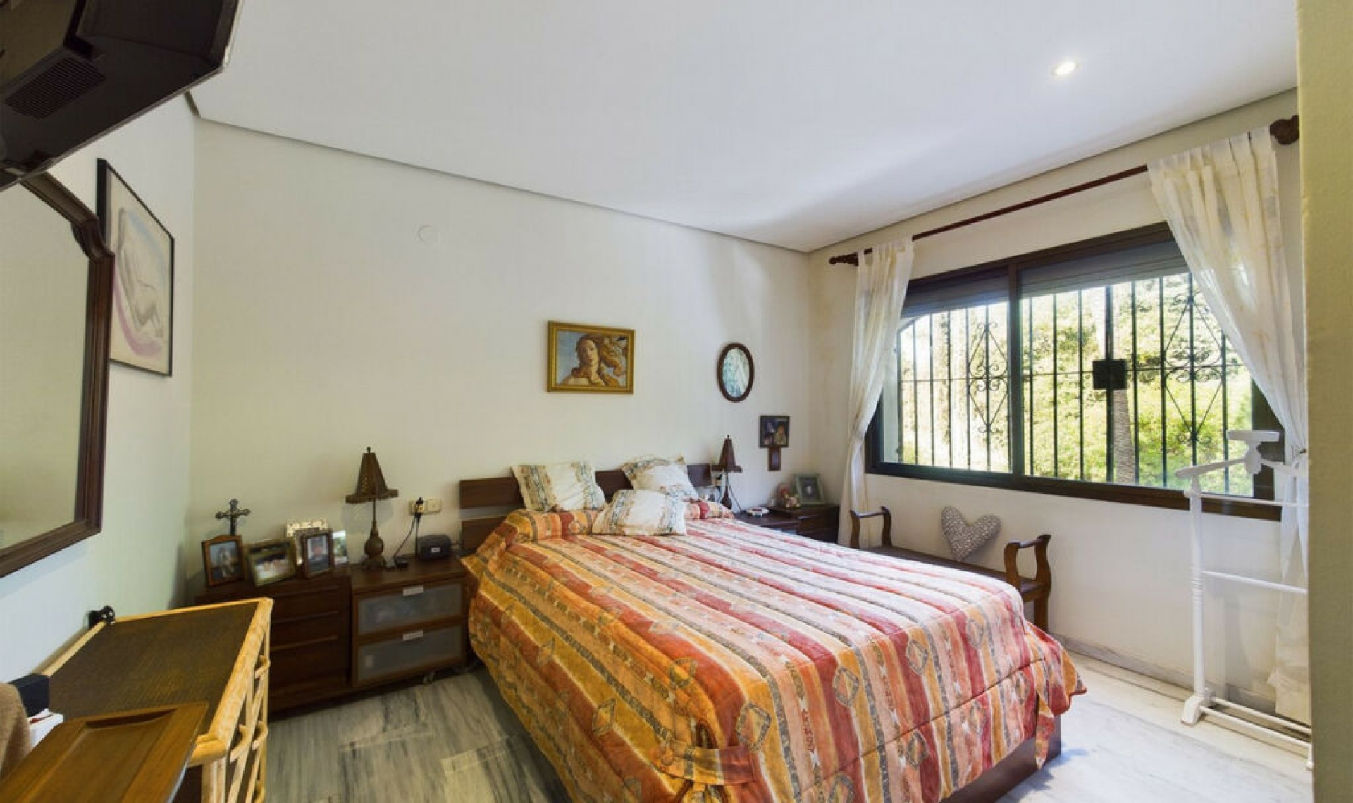 Resale - Apartment -
Elviria