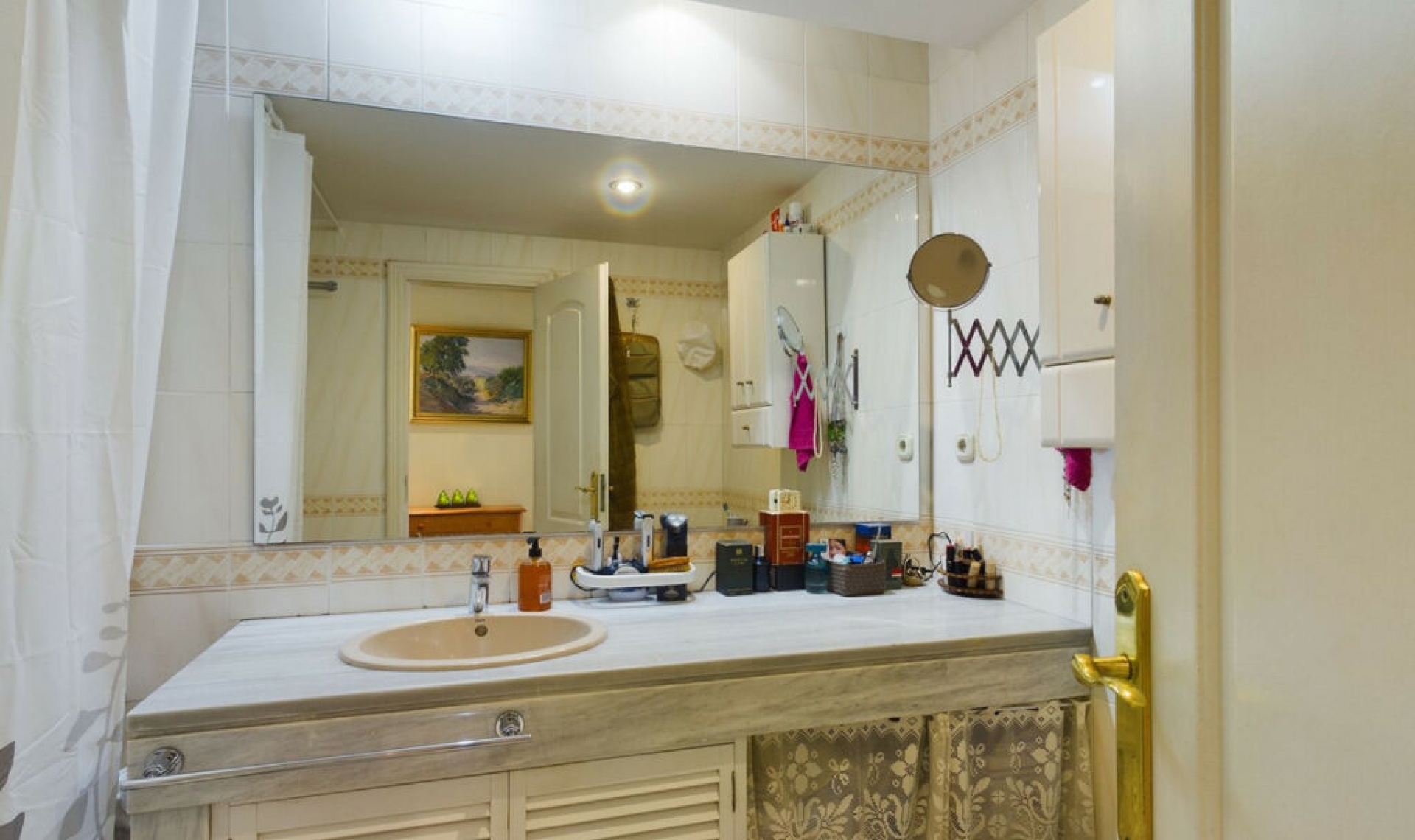 Resale - Apartment -
Elviria