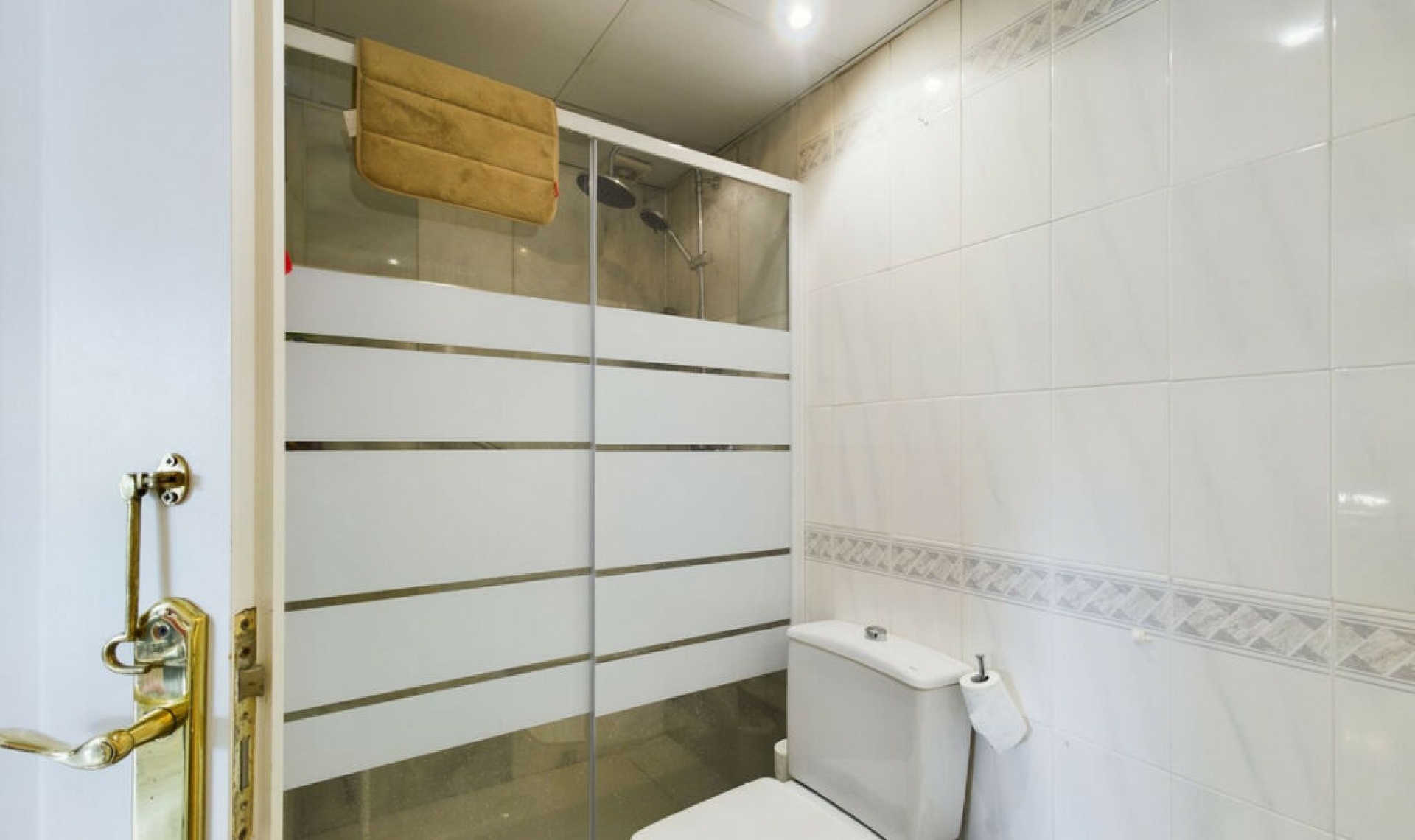 Resale - Apartment -
Elviria