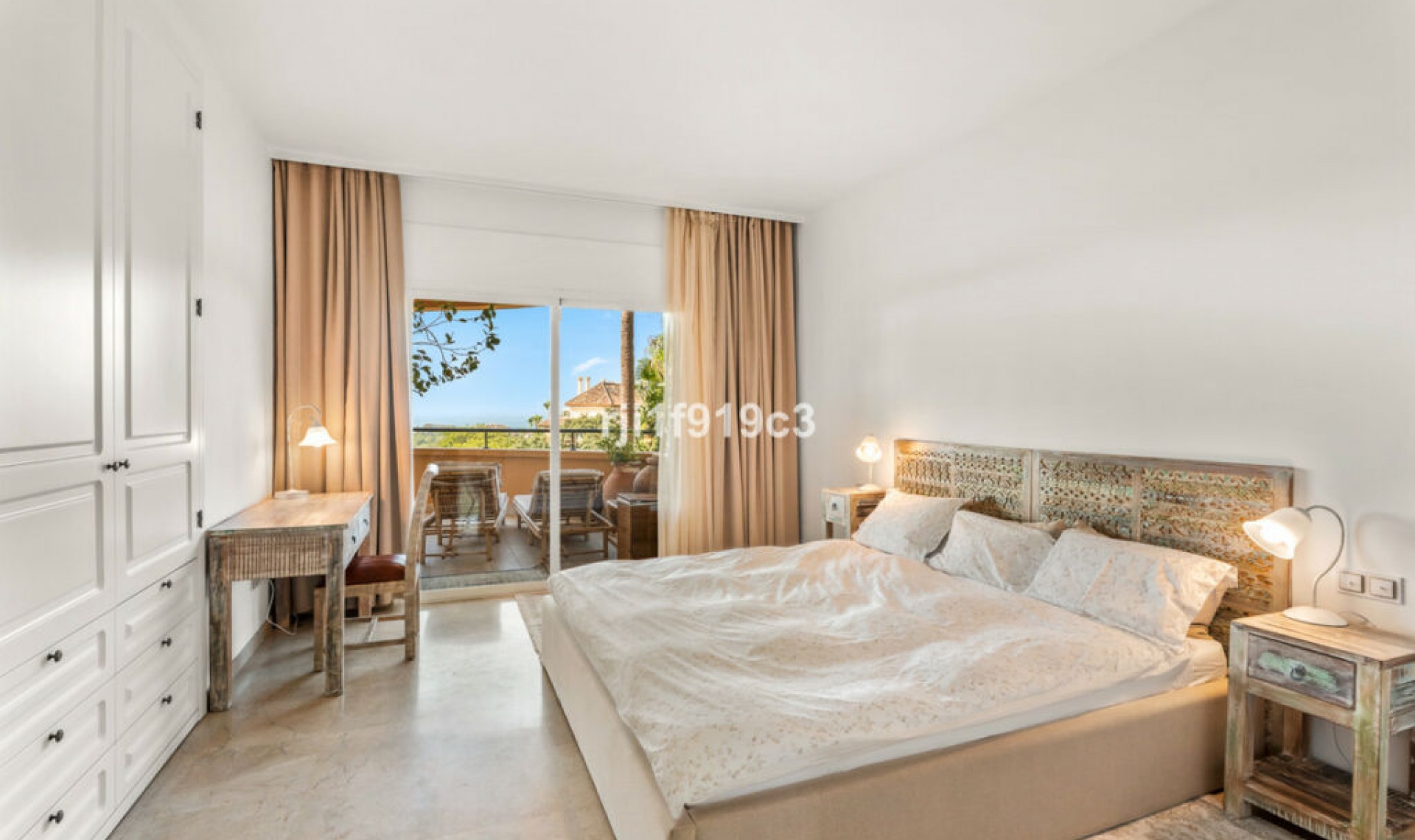 Resale - Apartment -
Elviria