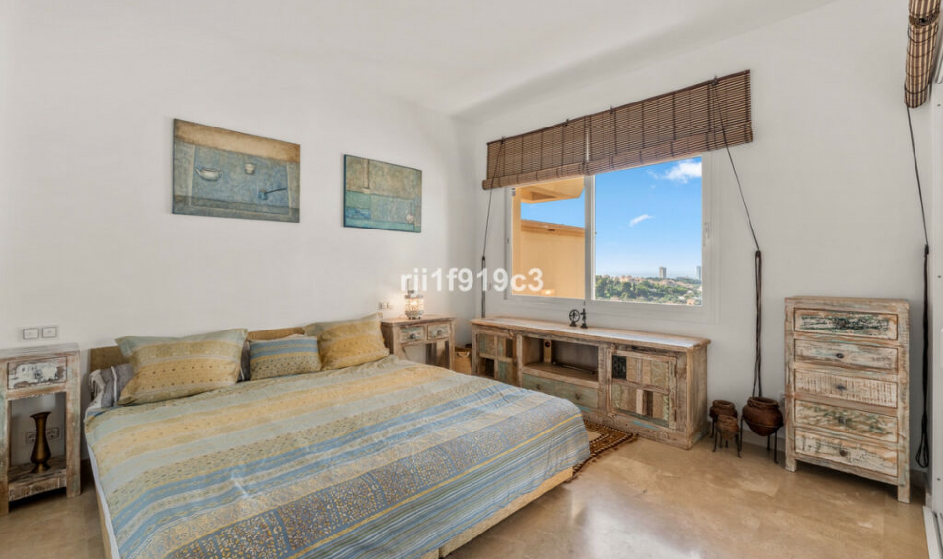 Resale - Apartment -
Elviria