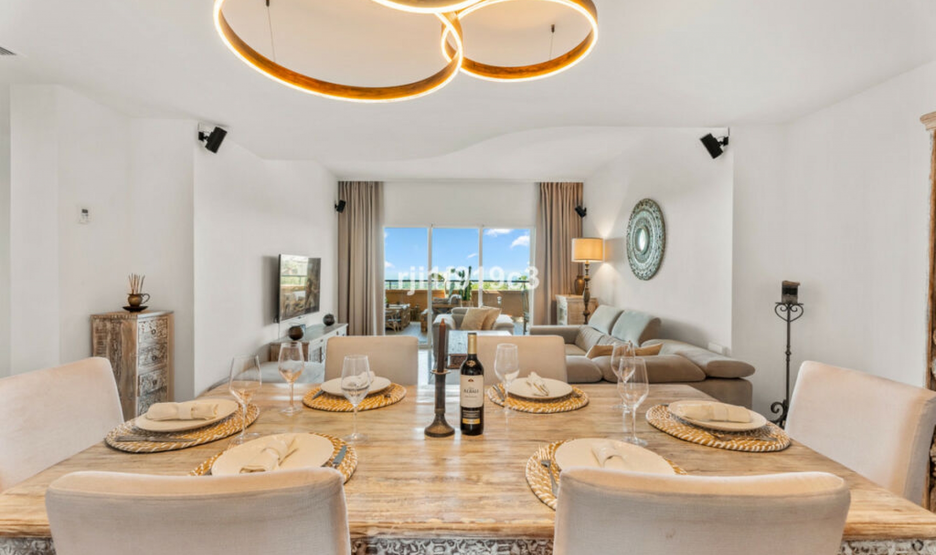 Resale - Apartment -
Elviria