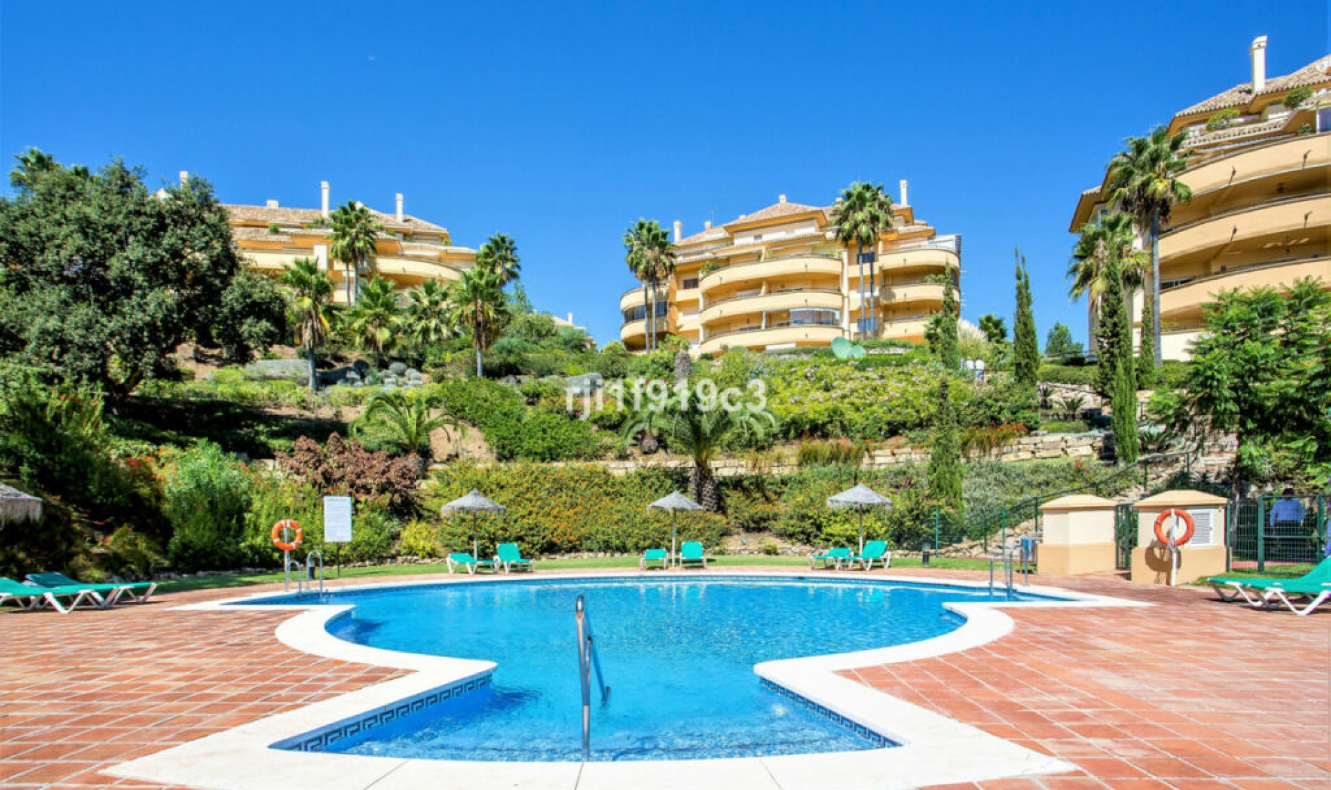 Resale - Apartment -
Elviria