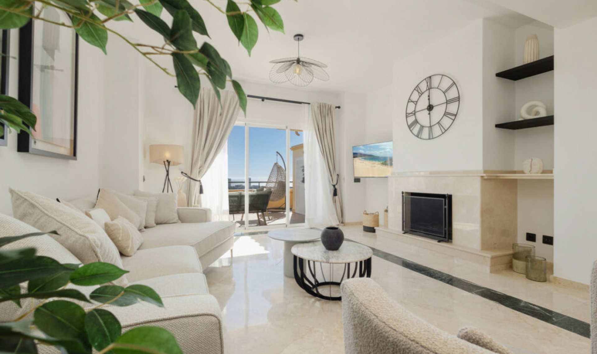 Resale - Apartment -
Elviria