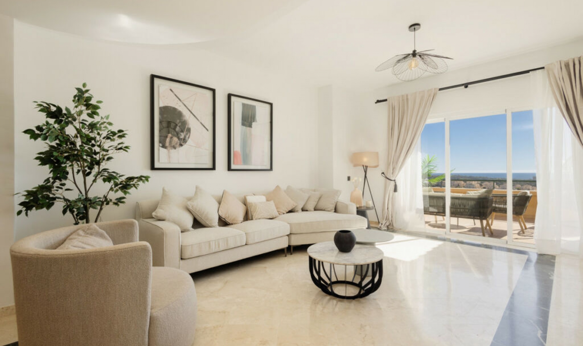Resale - Apartment -
Elviria