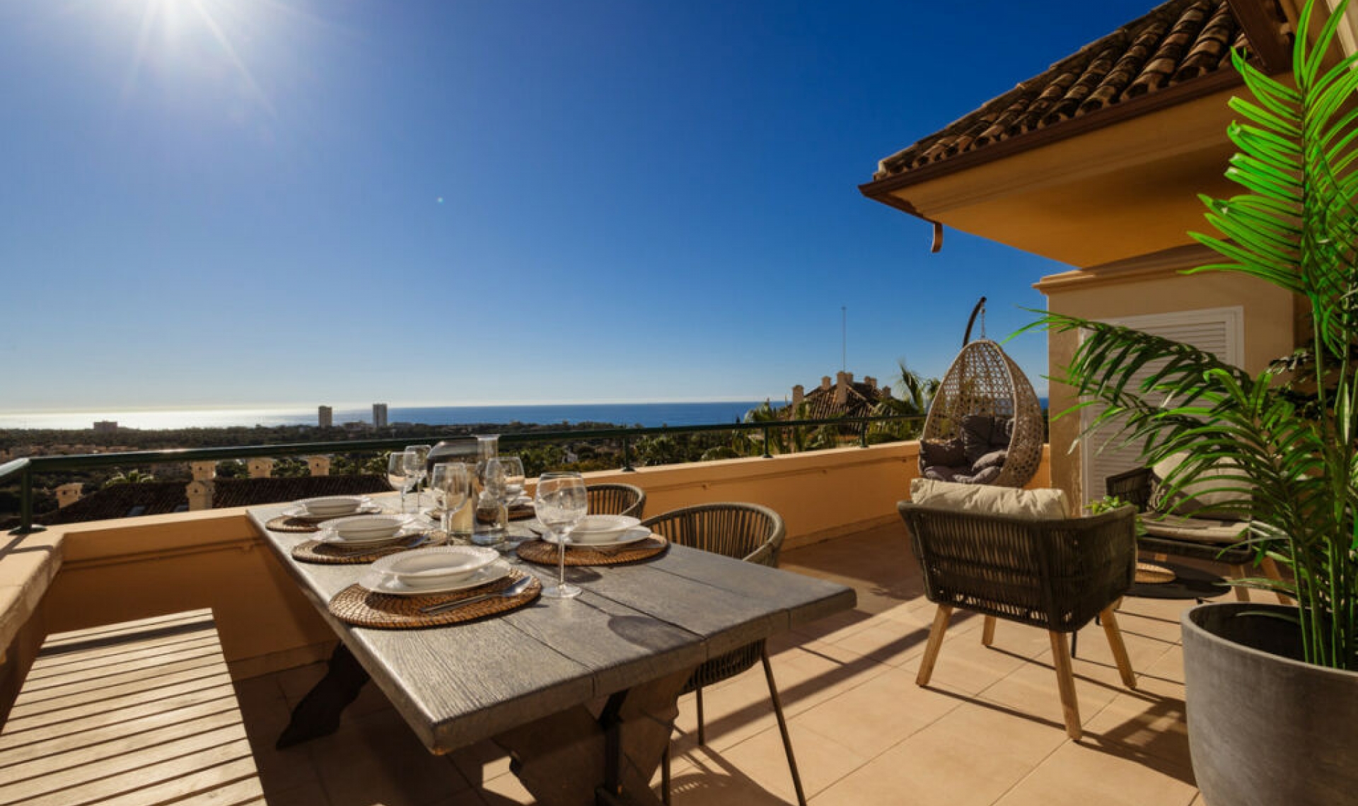 Resale - Apartment -
Elviria