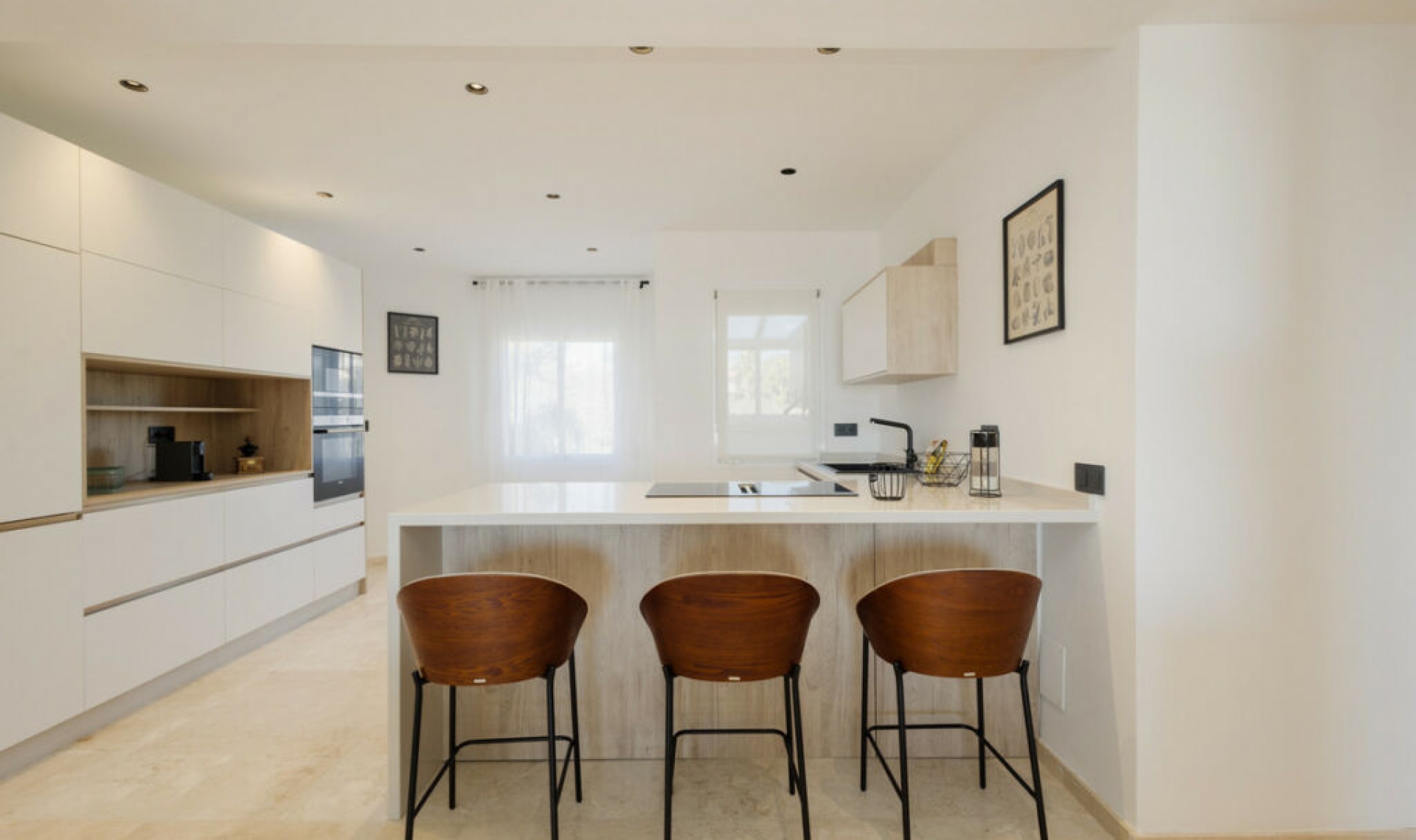 Resale - Apartment -
Elviria