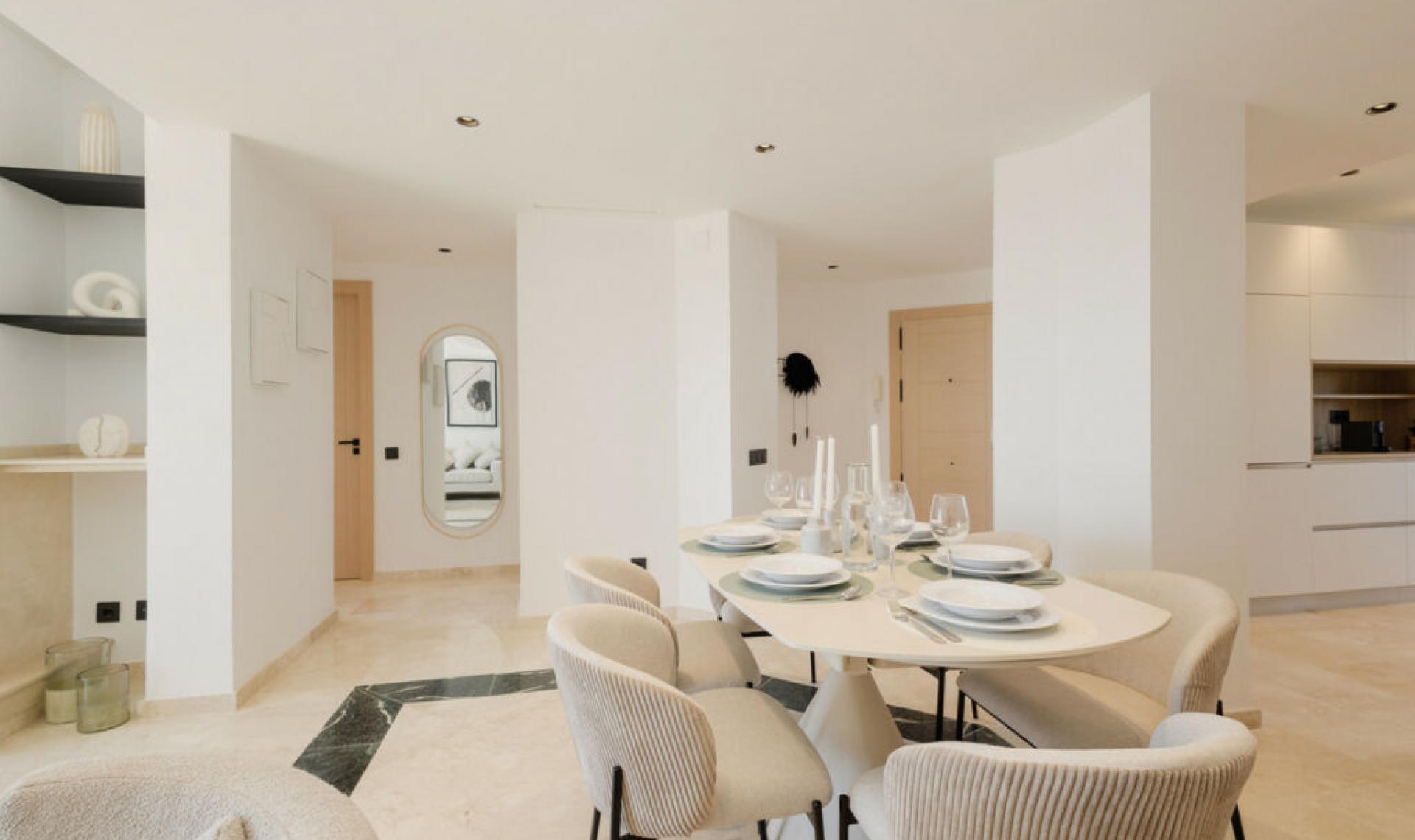 Resale - Apartment -
Elviria