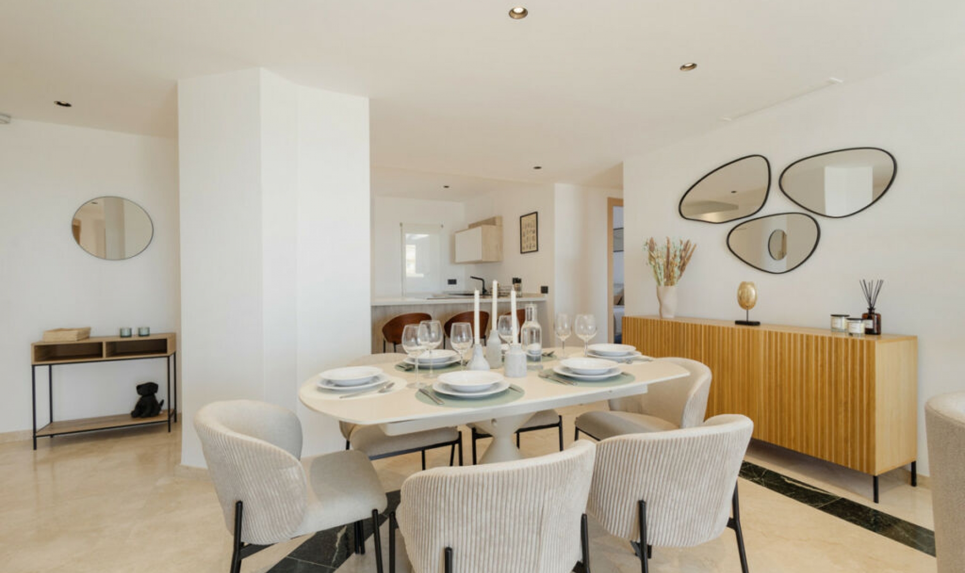 Resale - Apartment -
Elviria