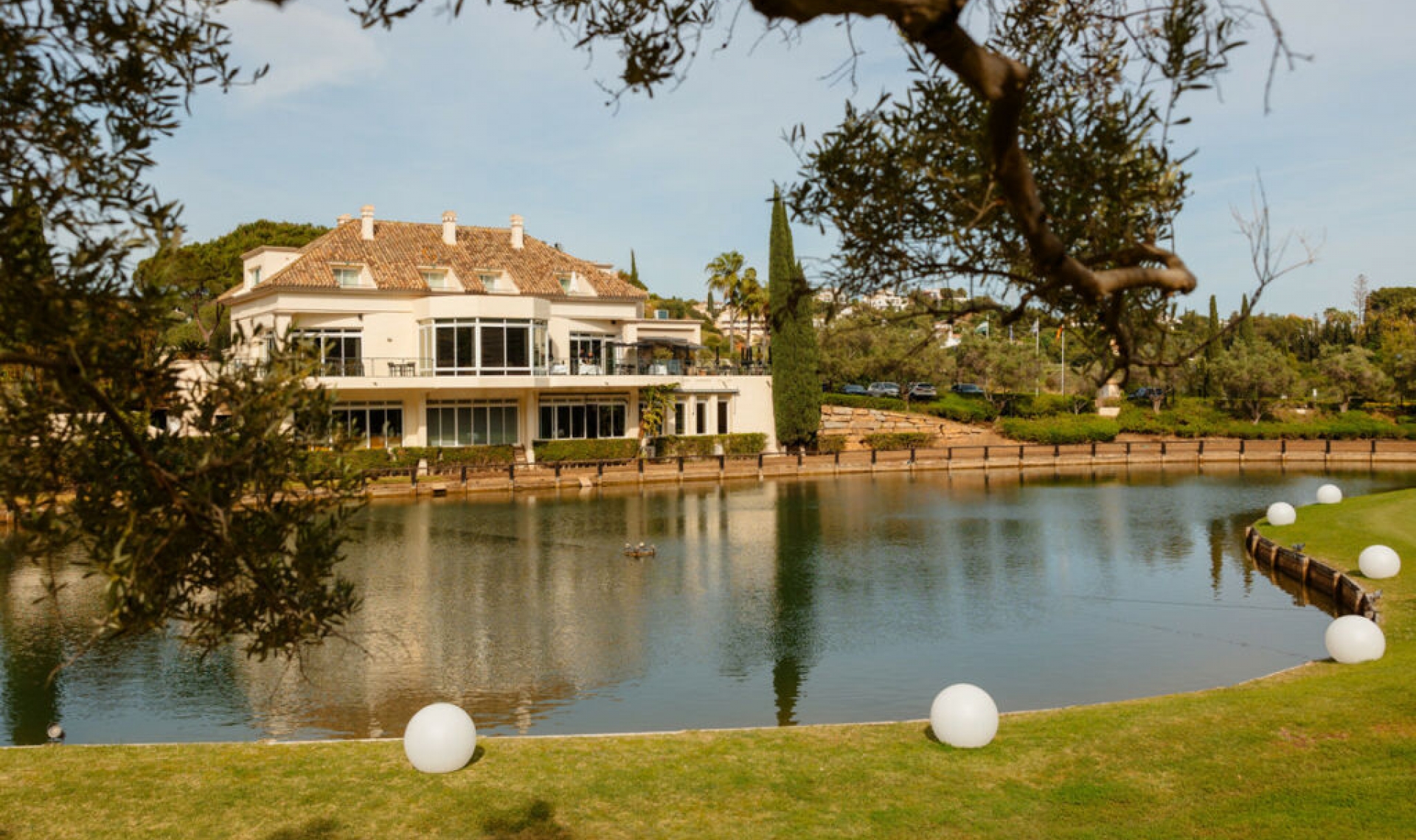 Resale - Apartment -
Elviria