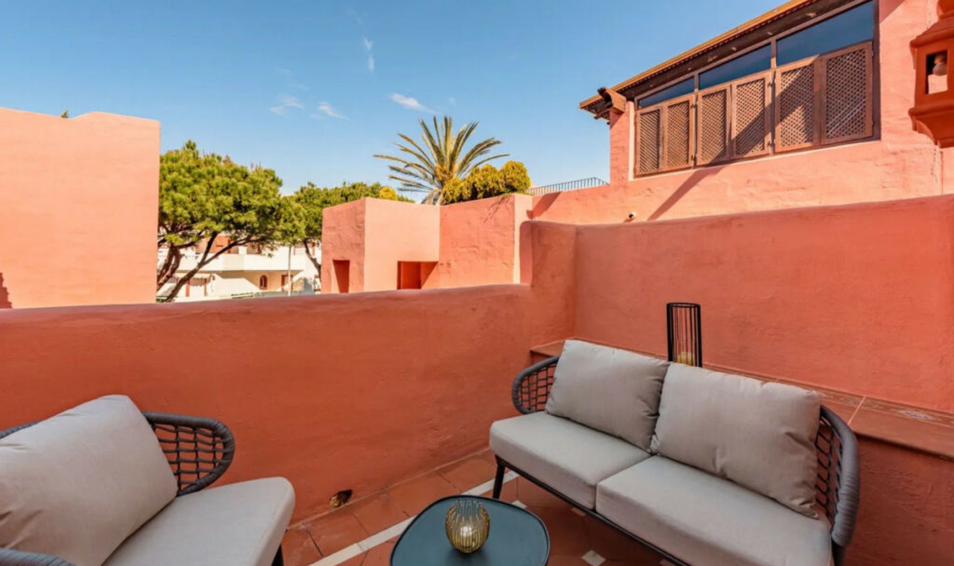 Resale - Apartment -
Elviria