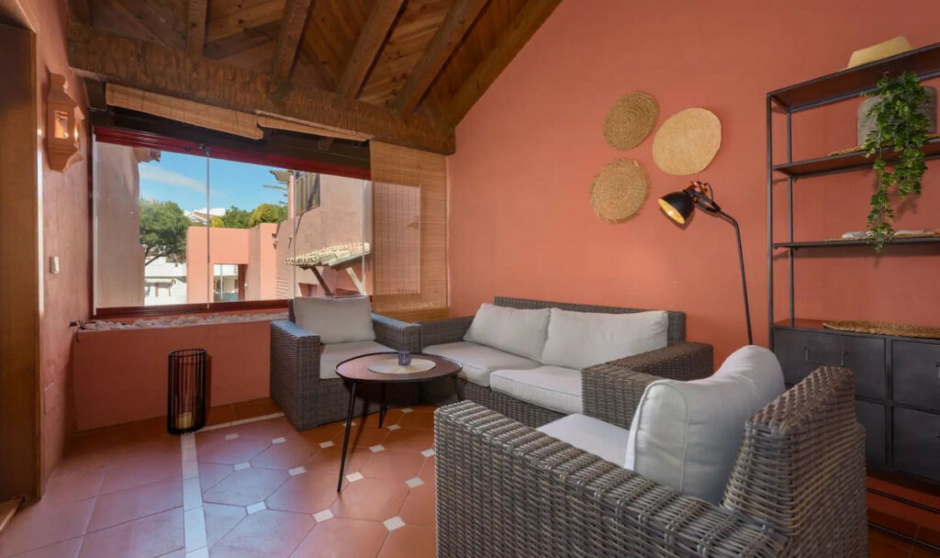 Resale - Apartment -
Elviria