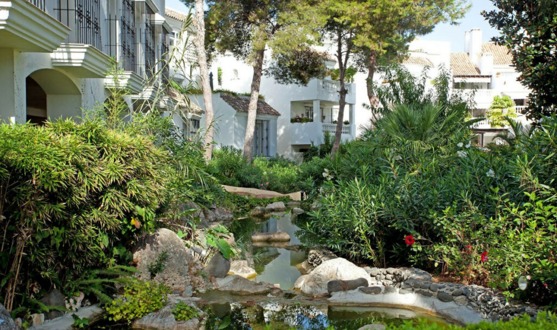 Resale - Apartment -
Elviria