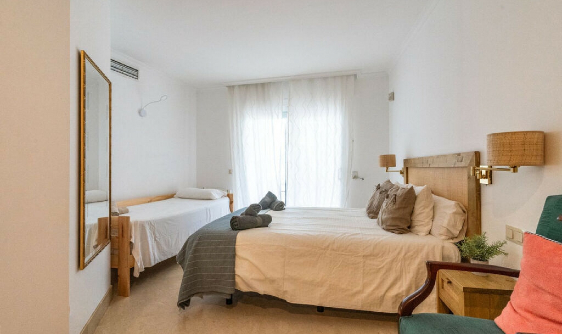 Resale - Apartment -
Elviria