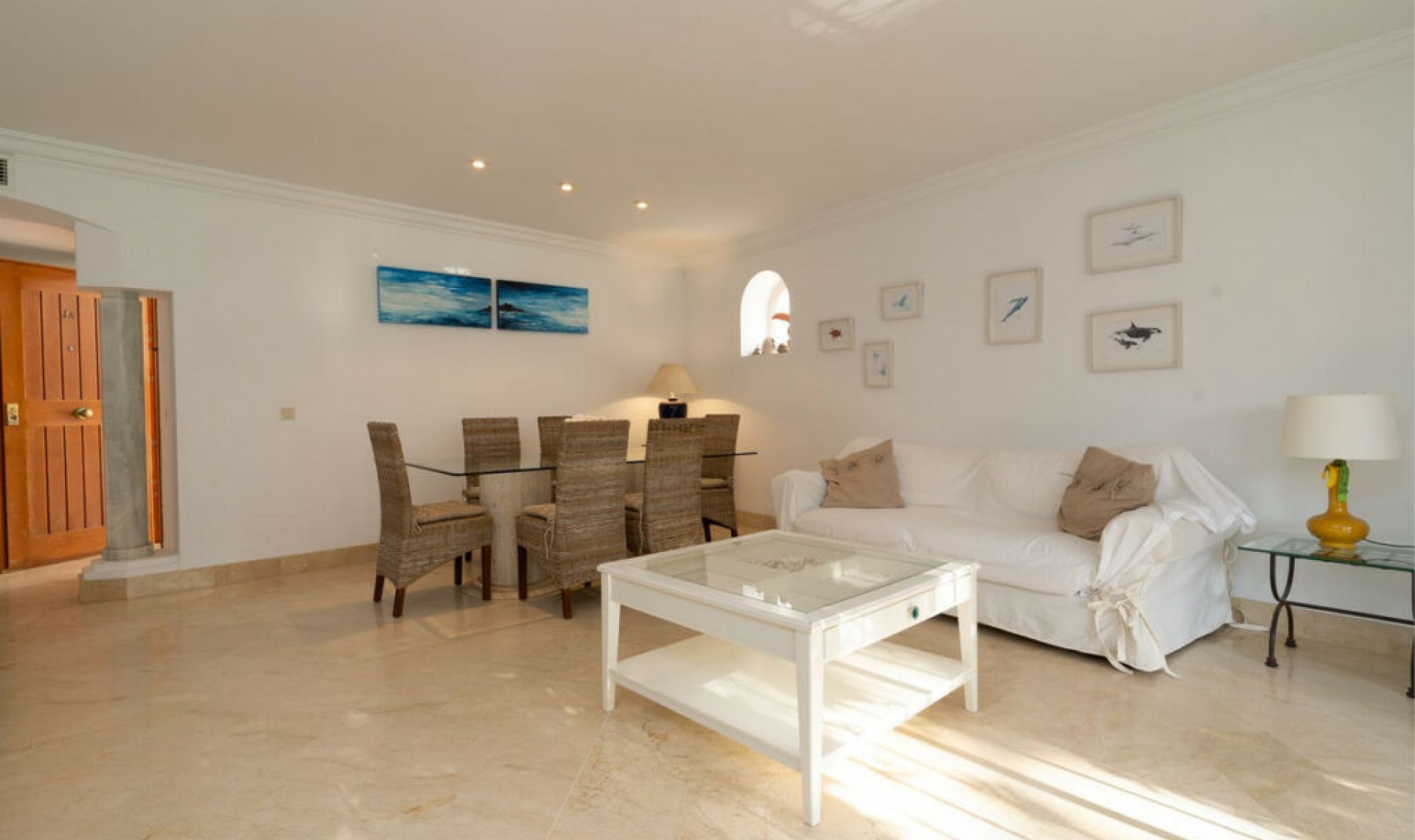 Resale - Apartment -
Elviria
