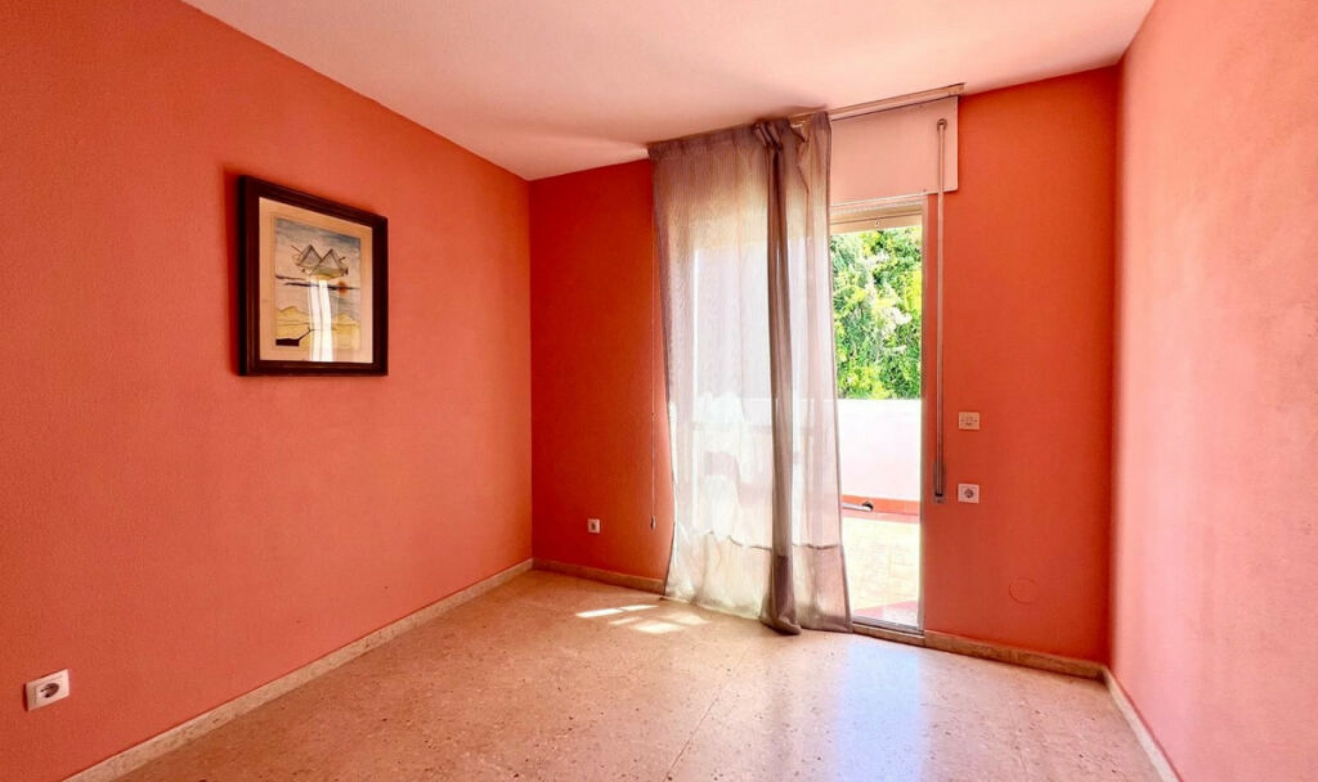 Resale - Apartment -
Elviria