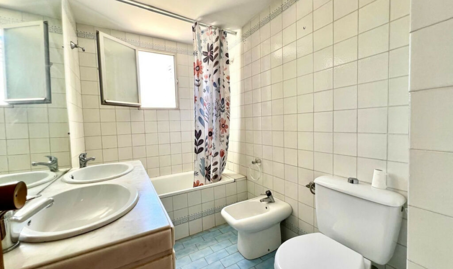 Resale - Apartment -
Elviria