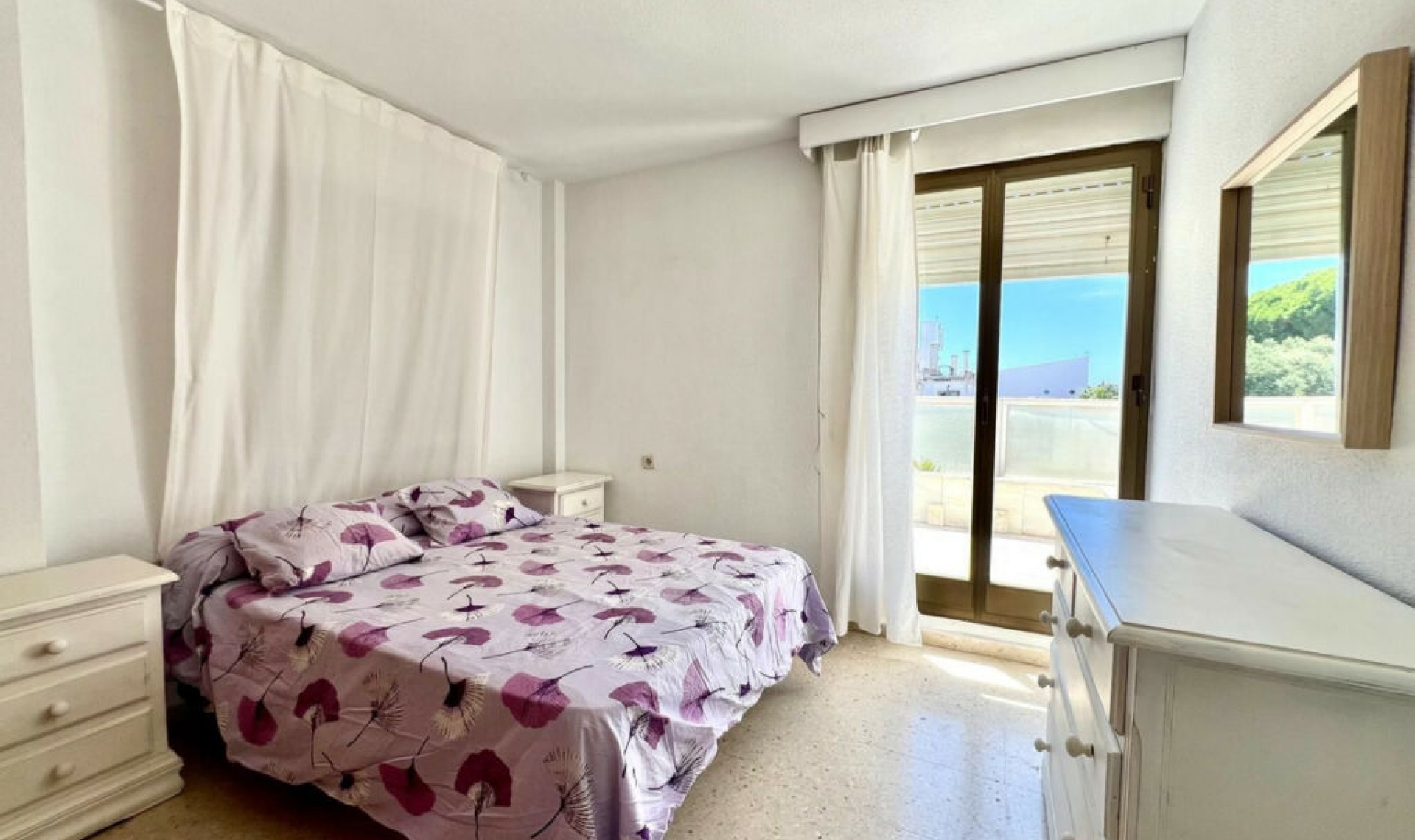 Resale - Apartment -
Elviria