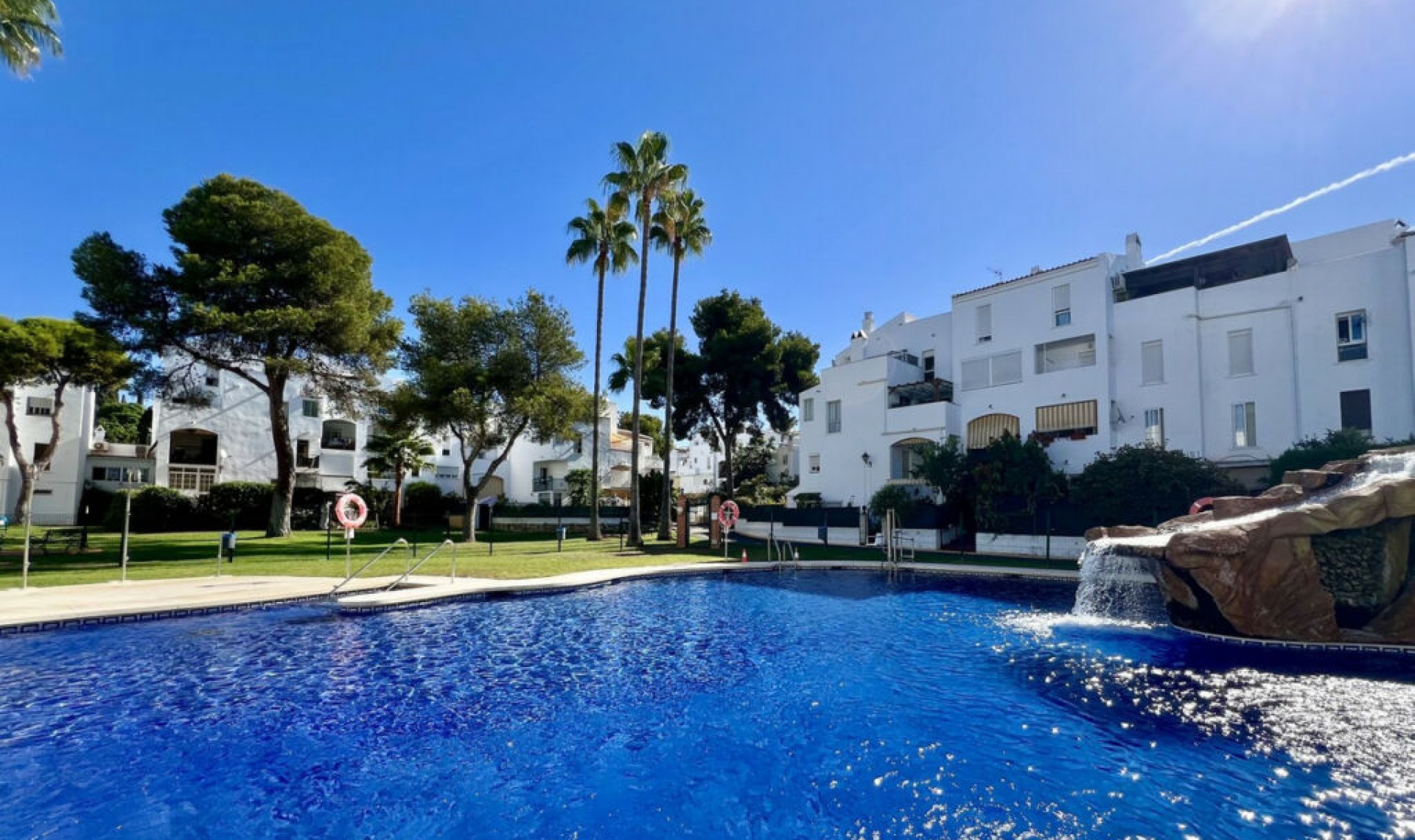Resale - Apartment -
Elviria