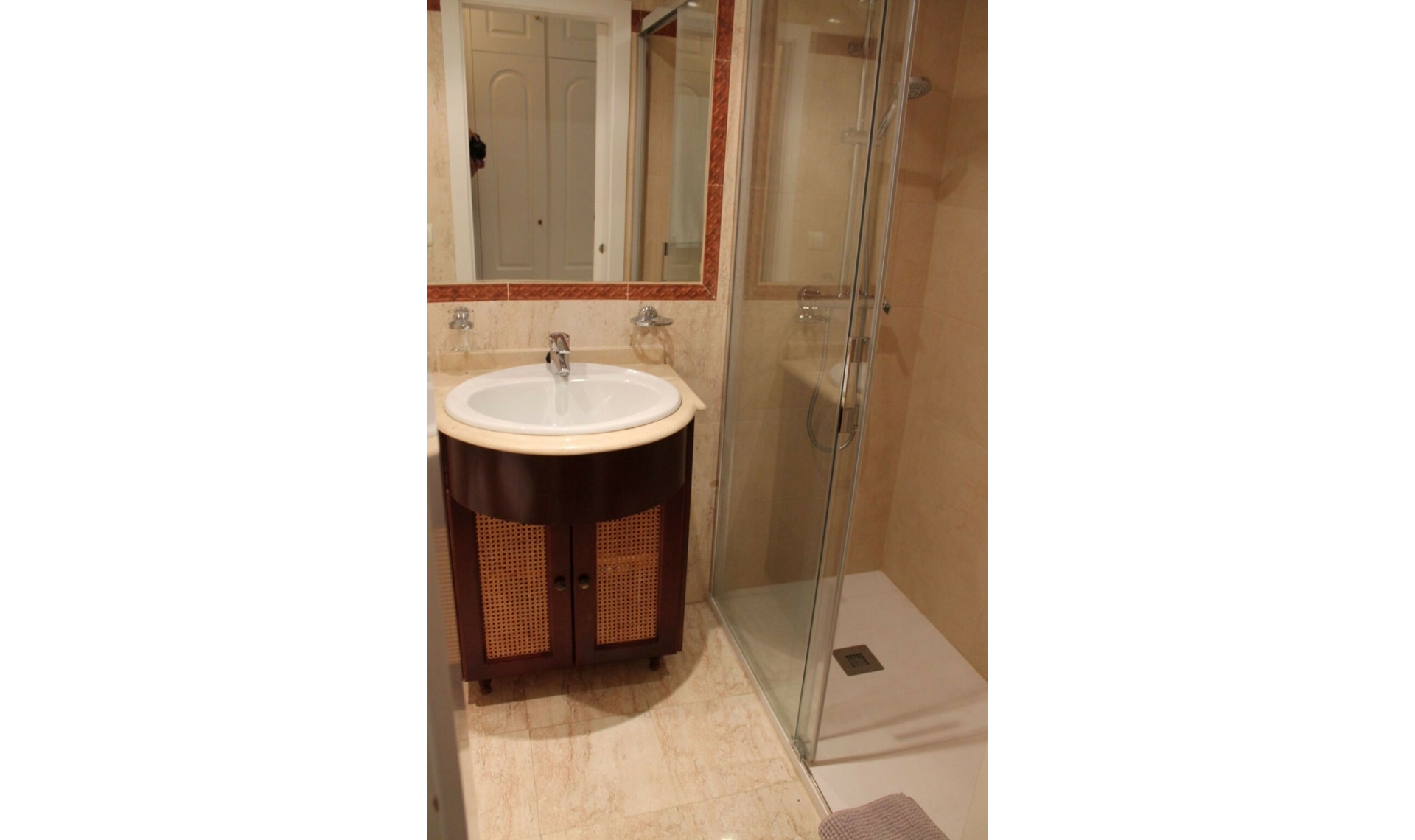 Resale - Apartment -
Elviria