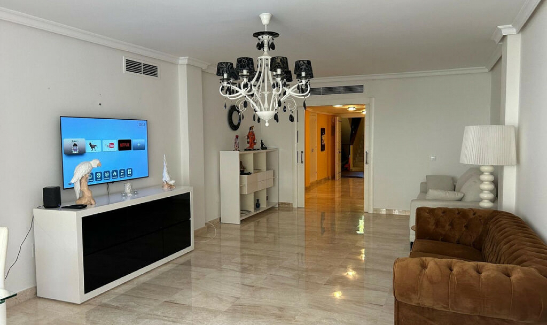 Resale - Apartment -
Elviria