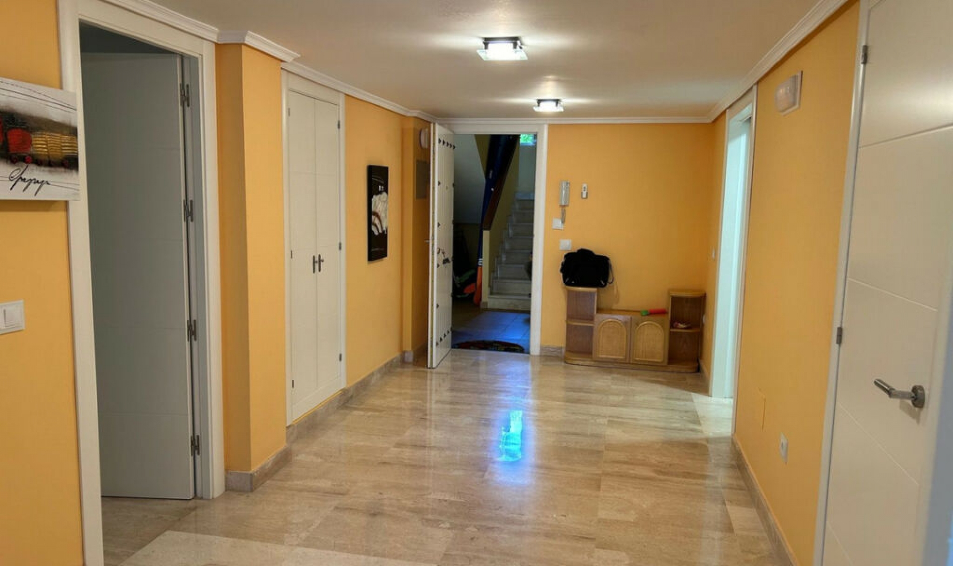 Resale - Apartment -
Elviria