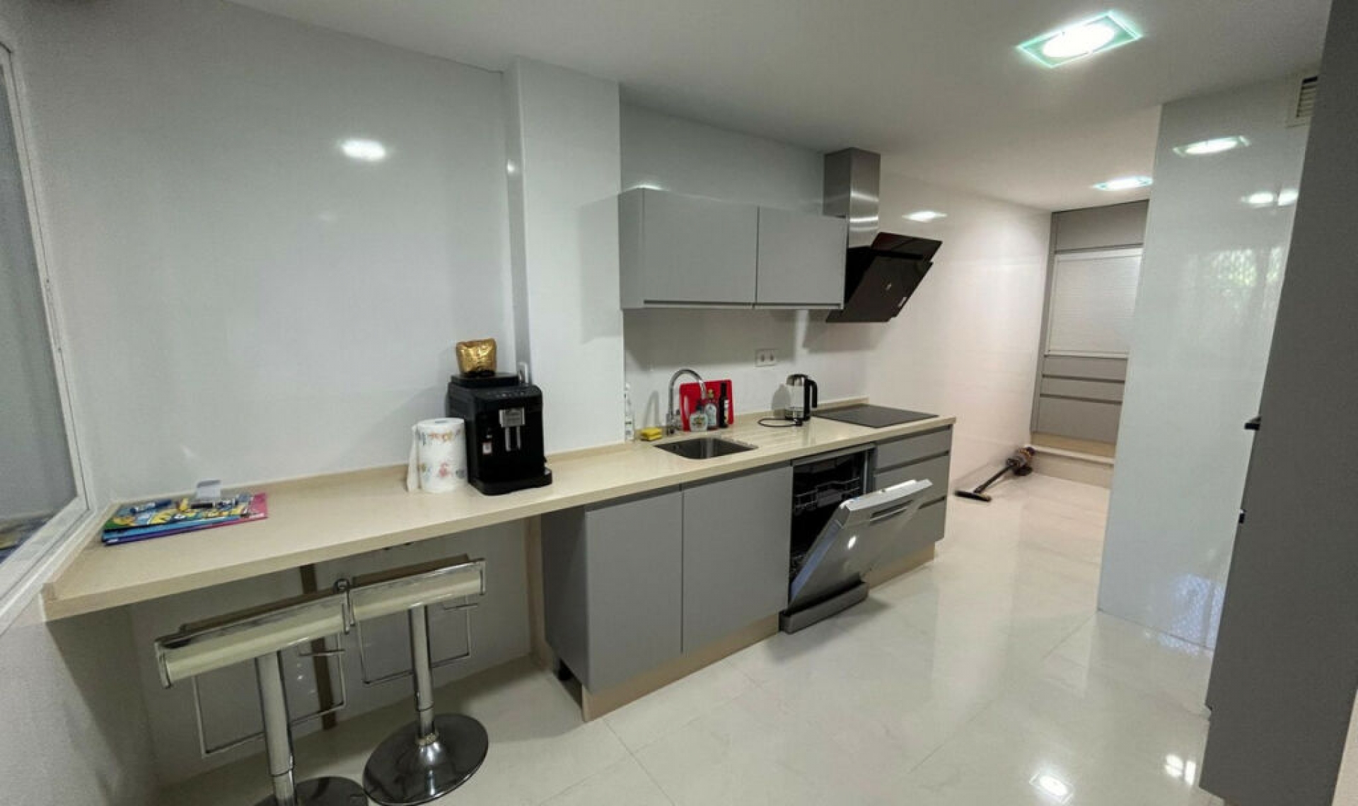 Resale - Apartment -
Elviria